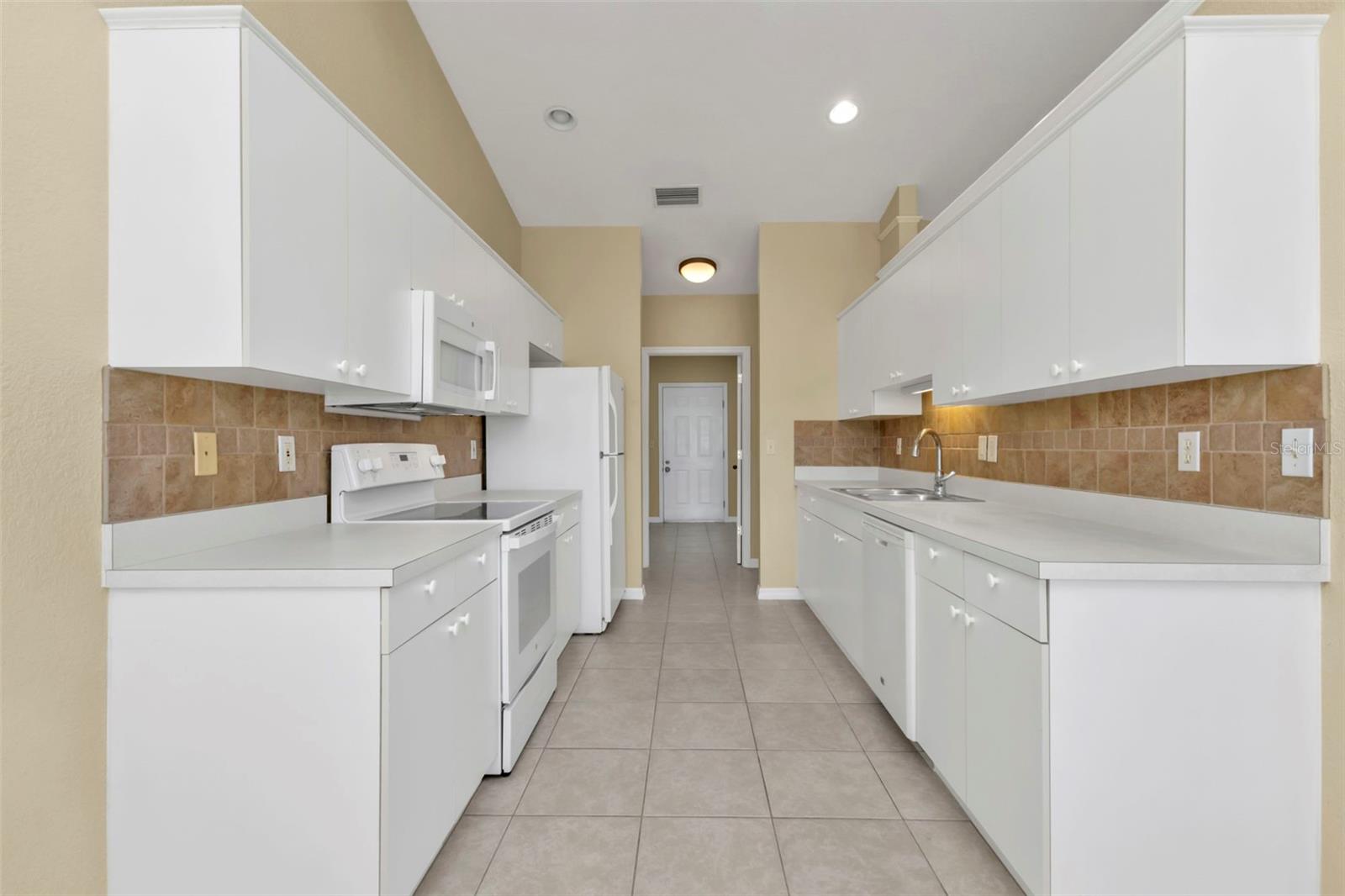 26090 HUANUCO DR, PUNTA GORDA, FL, 33983