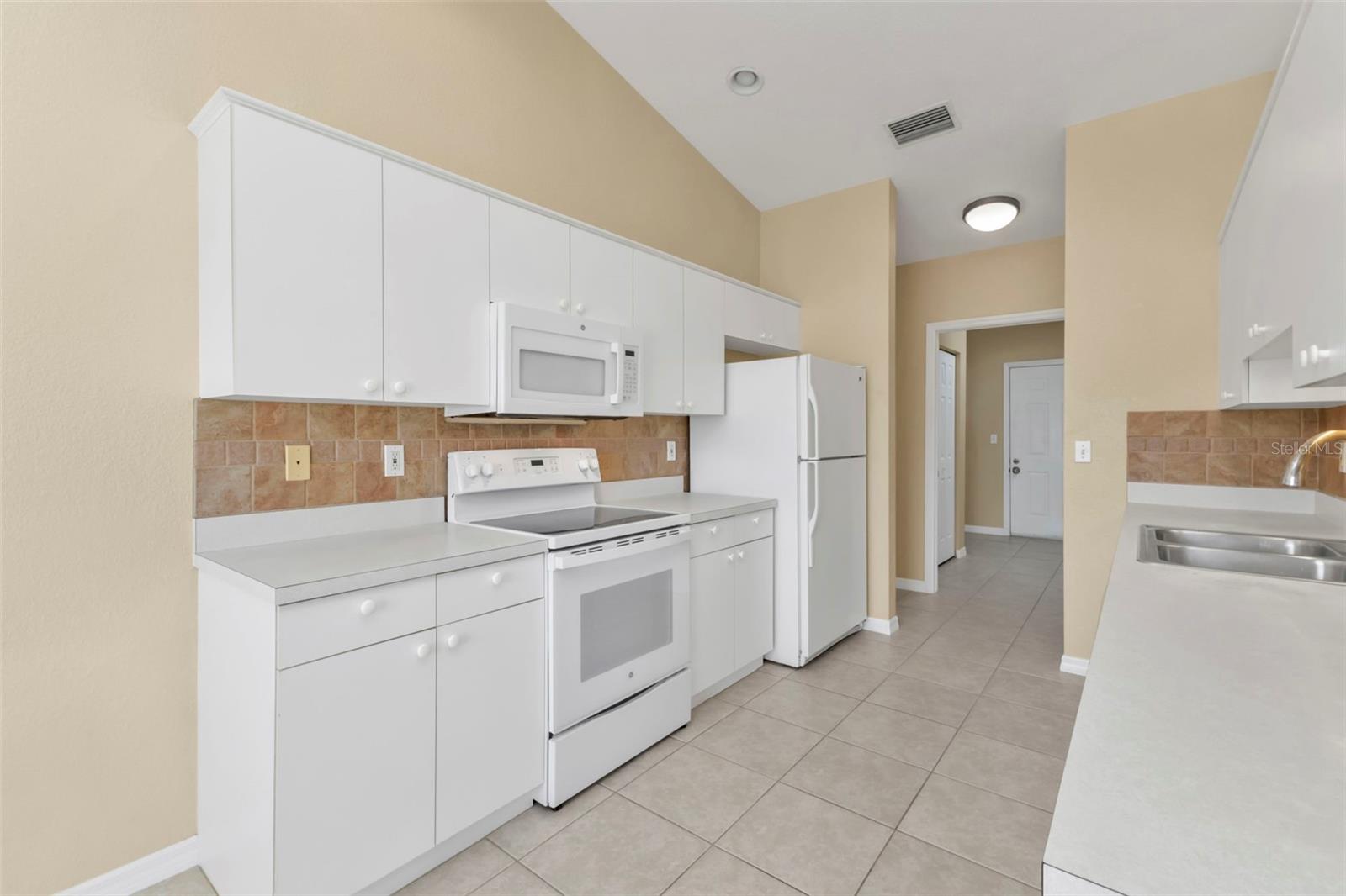 26090 HUANUCO DR, PUNTA GORDA, FL, 33983