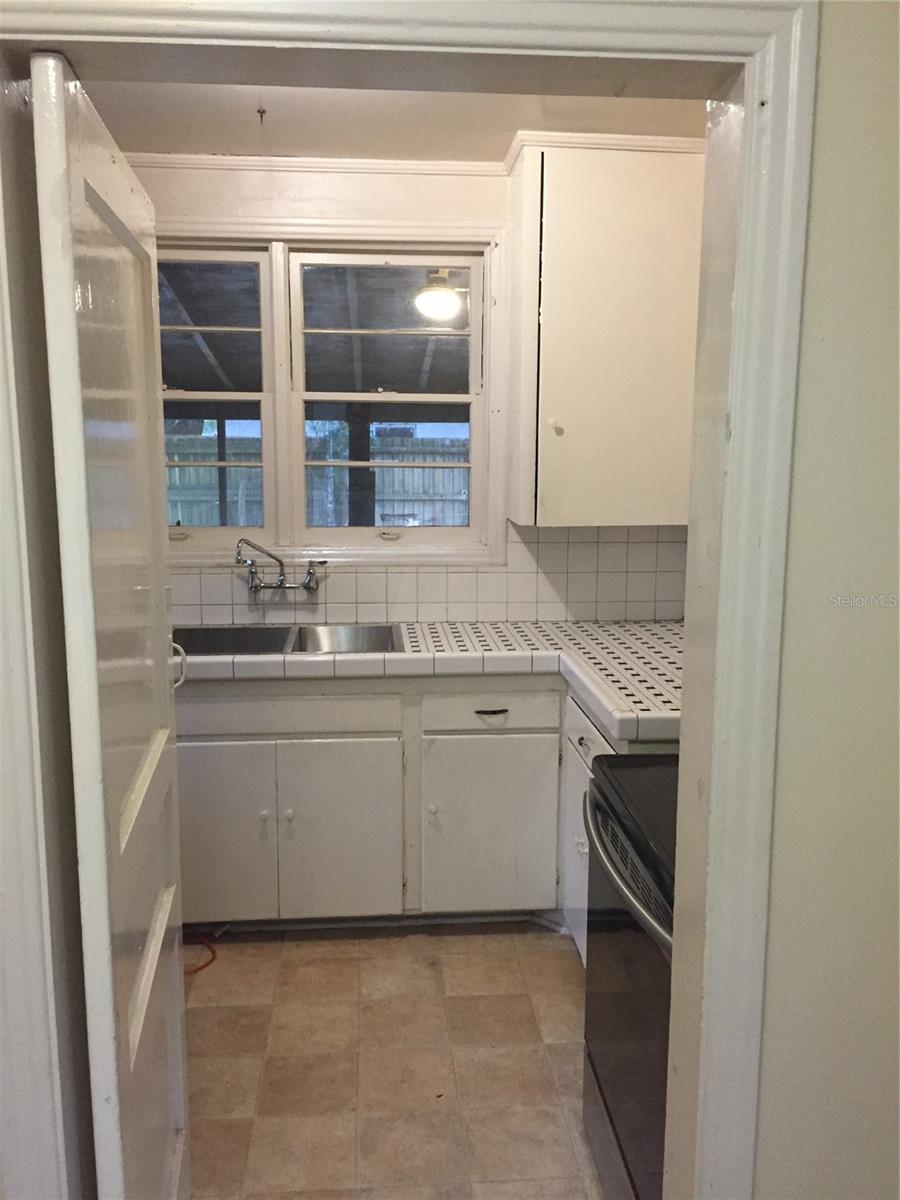2703 NW 2ND AVE, GAINESVILLE, FL, 32607