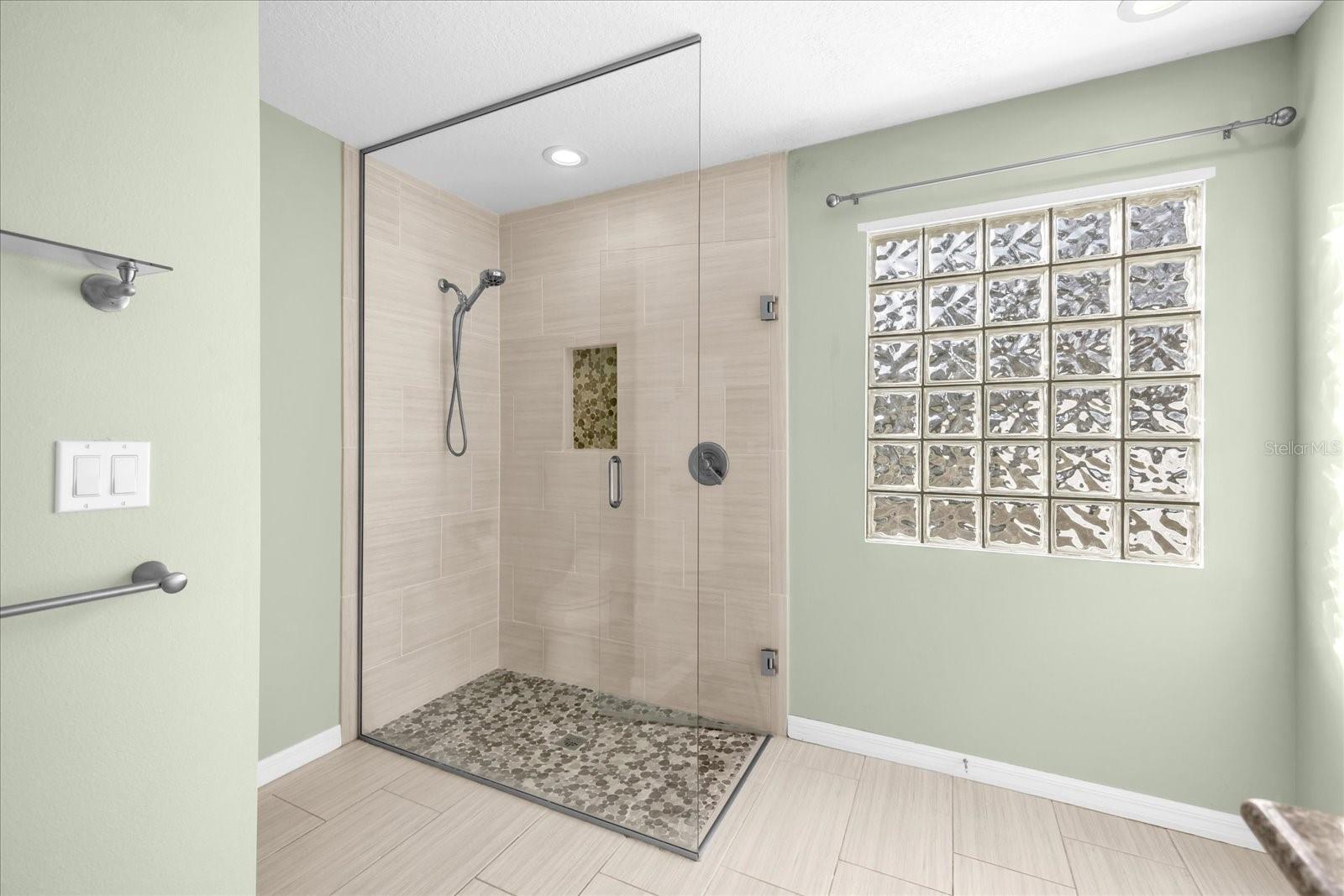 32717 SCENIC HILLS DRIVE, MOUNT DORA, FL, 32757