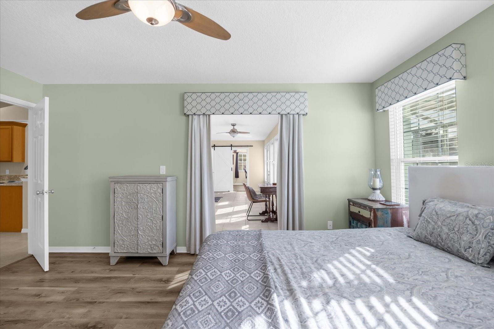 32717 SCENIC HILLS DRIVE, MOUNT DORA, FL, 32757