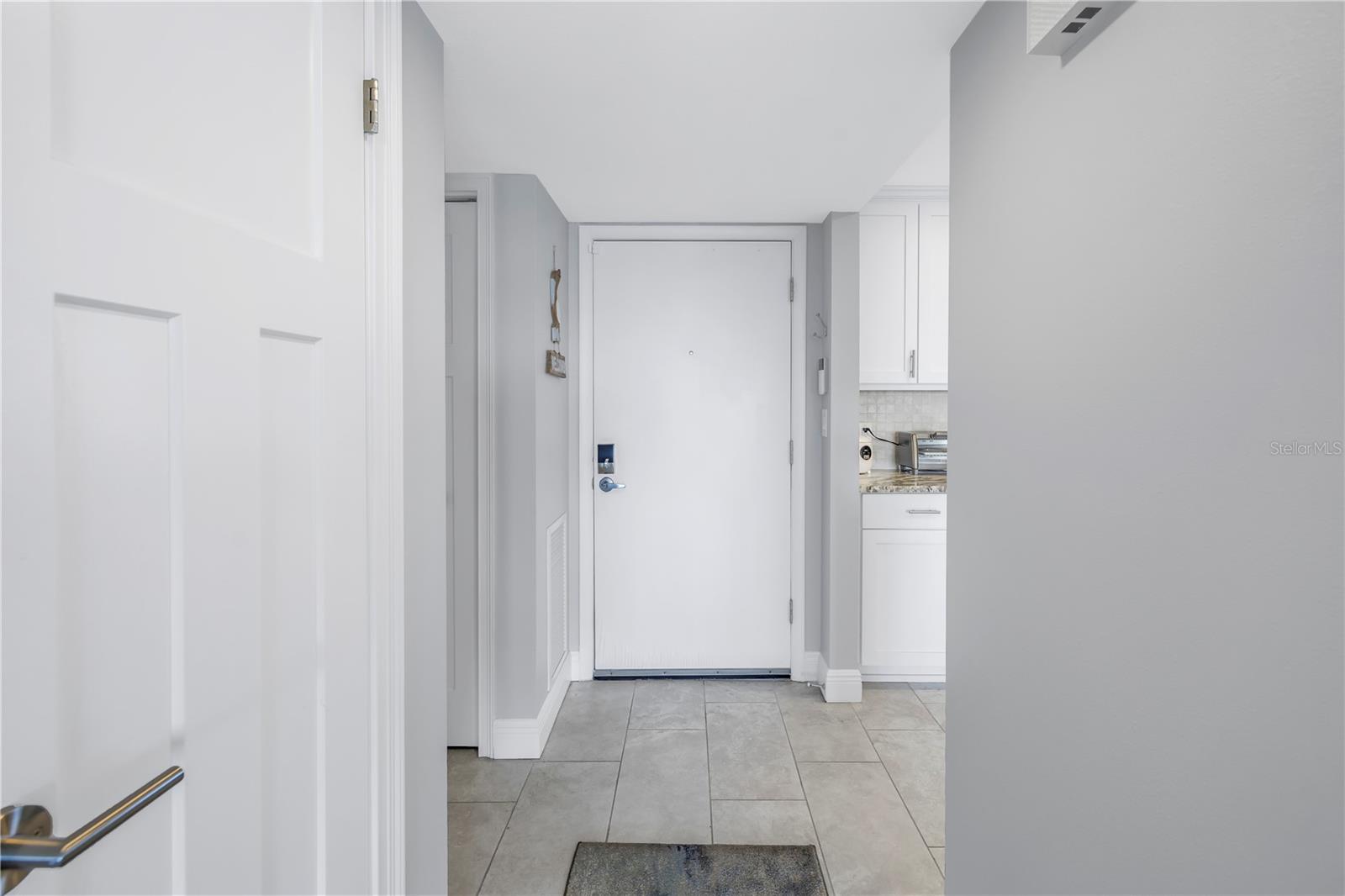 4775 COVE CIR #904, ST PETERSBURG, FL, 33708