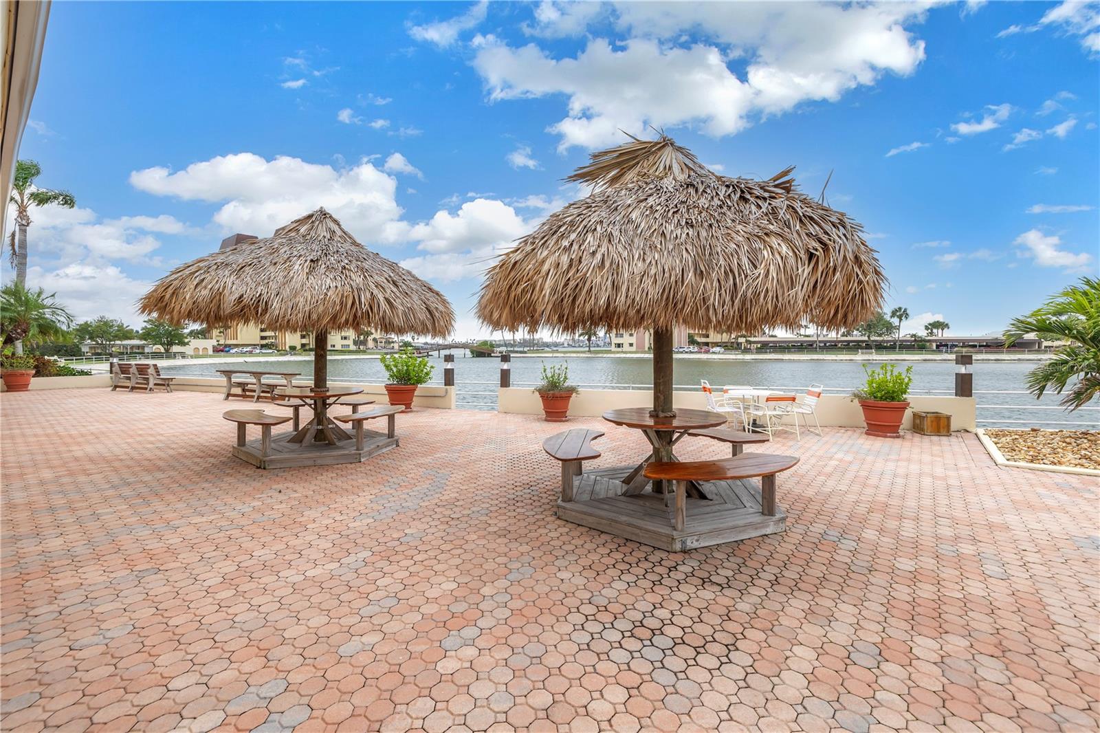4775 COVE CIR #904, ST PETERSBURG, FL, 33708