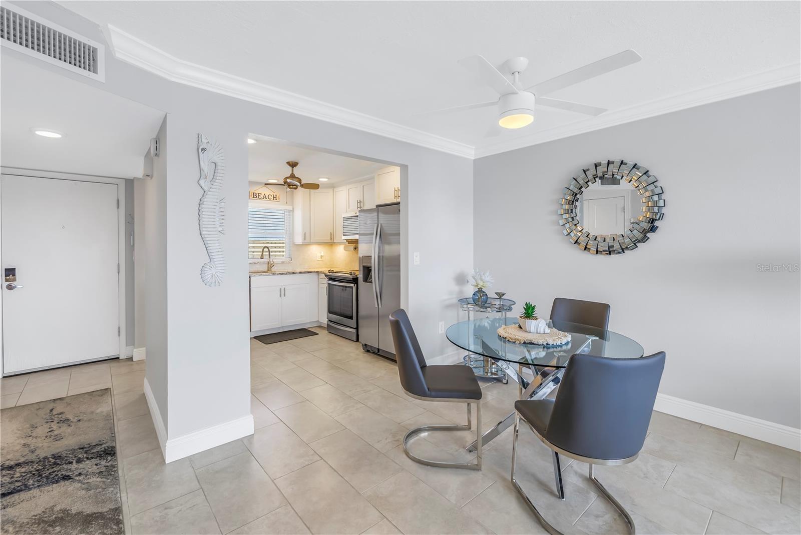 4775 COVE CIR #904, ST PETERSBURG, FL, 33708