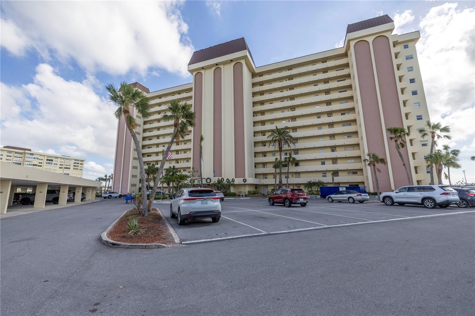 4775 COVE CIR #904, ST PETERSBURG, FL, 33708