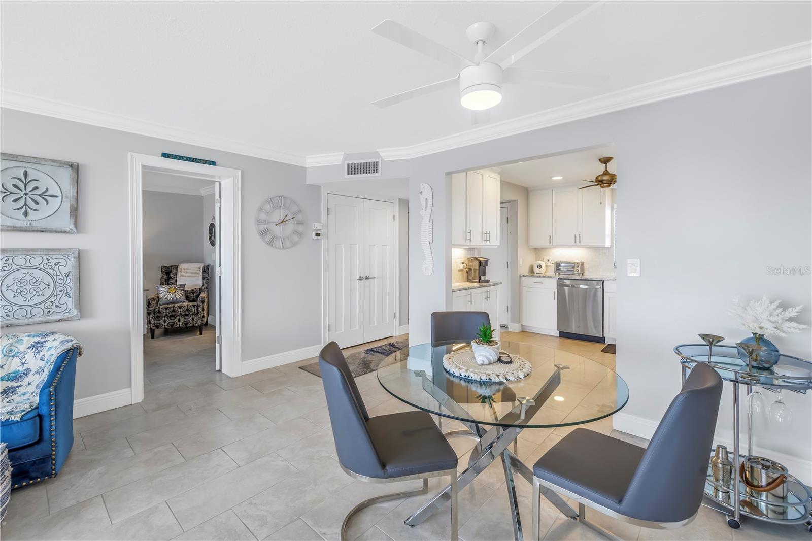 4775 COVE CIR #904, ST PETERSBURG, FL, 33708