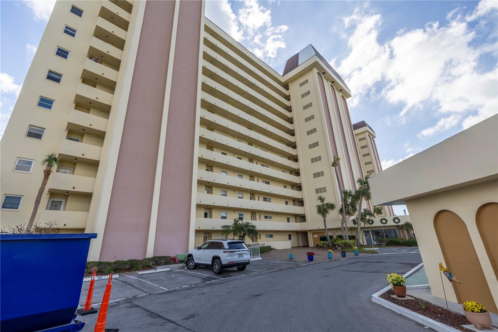 4775 COVE CIR #904, ST PETERSBURG, FL, 33708