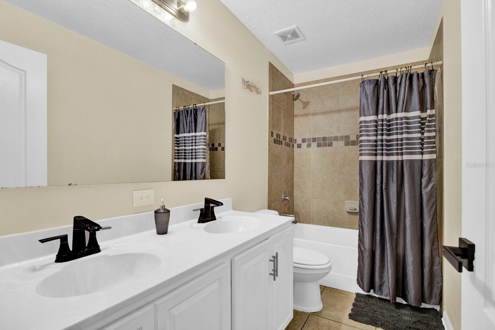 2870 MOONSTONE BND, KISSIMMEE, FL, 34758