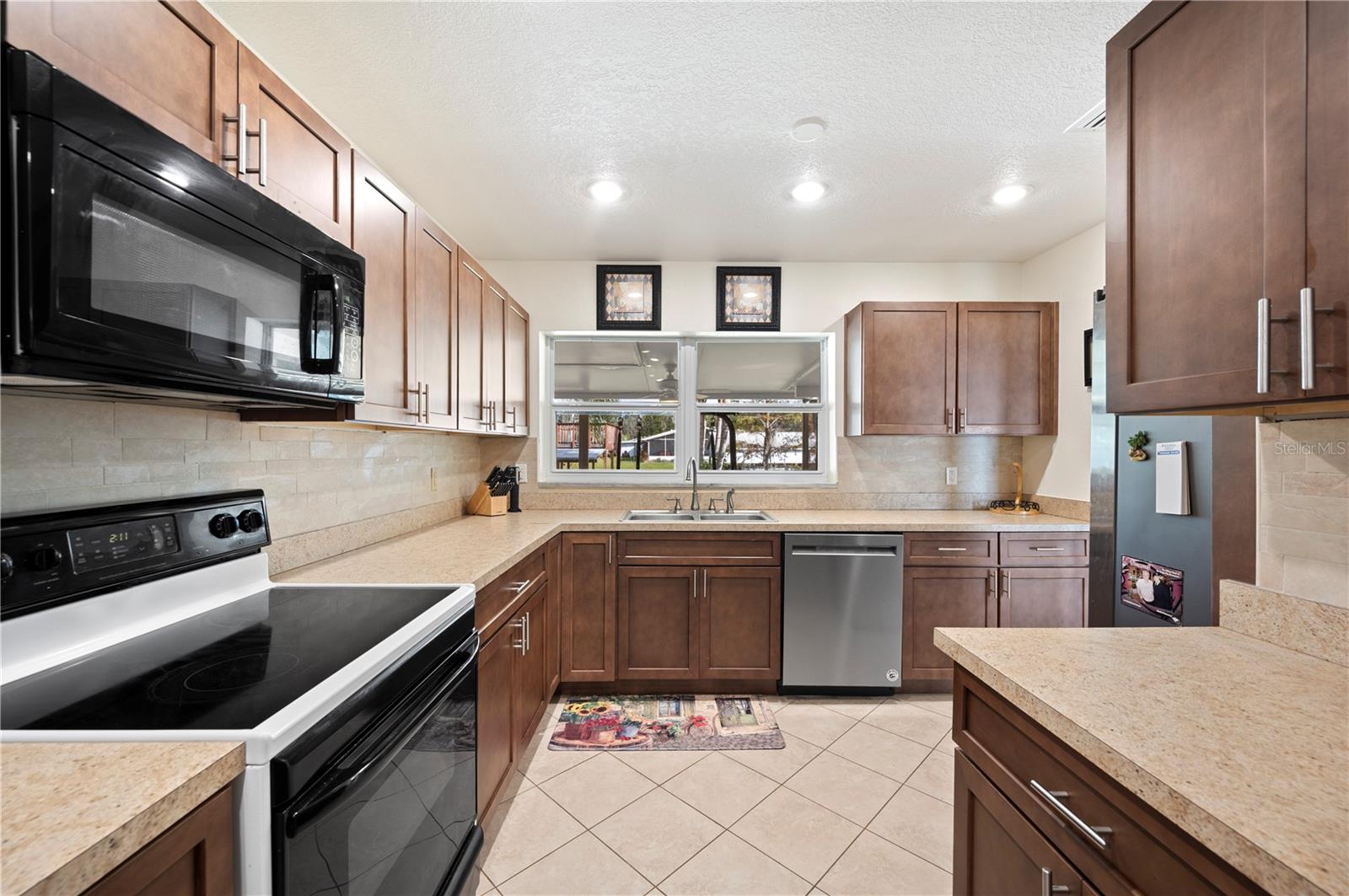 6029 AVOCADO DR, INDIAN LAKE ESTATES, FL, 33855