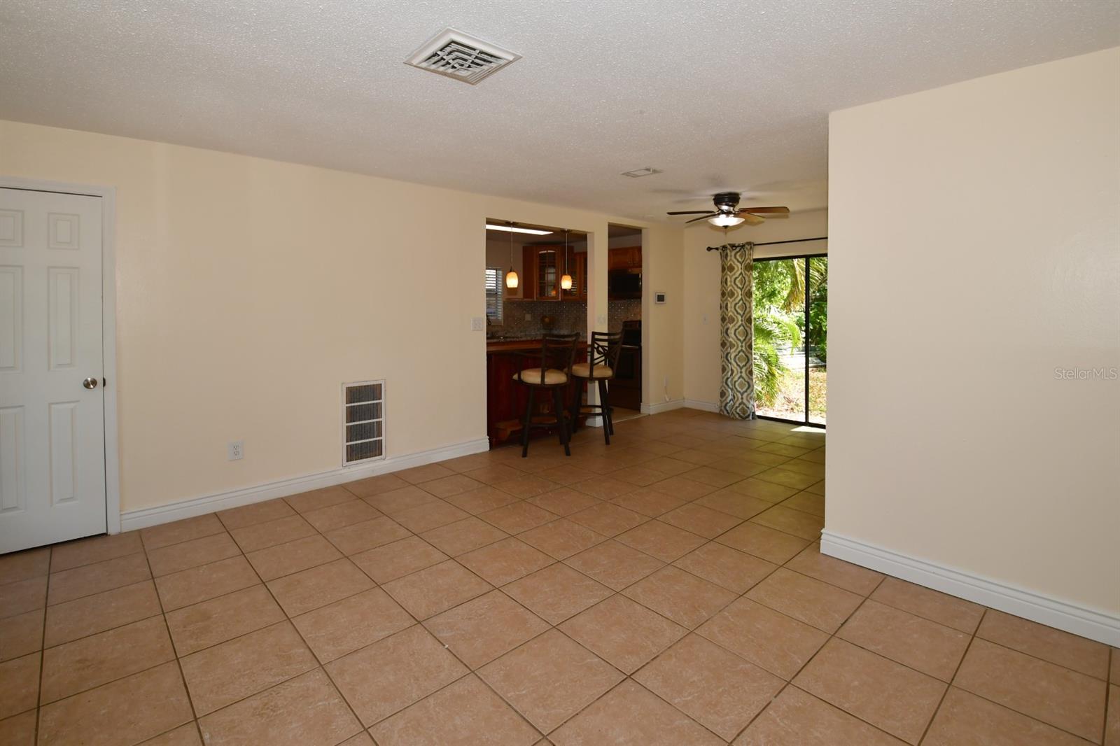 9567 85TH ST, SEMINOLE, FL, 33777