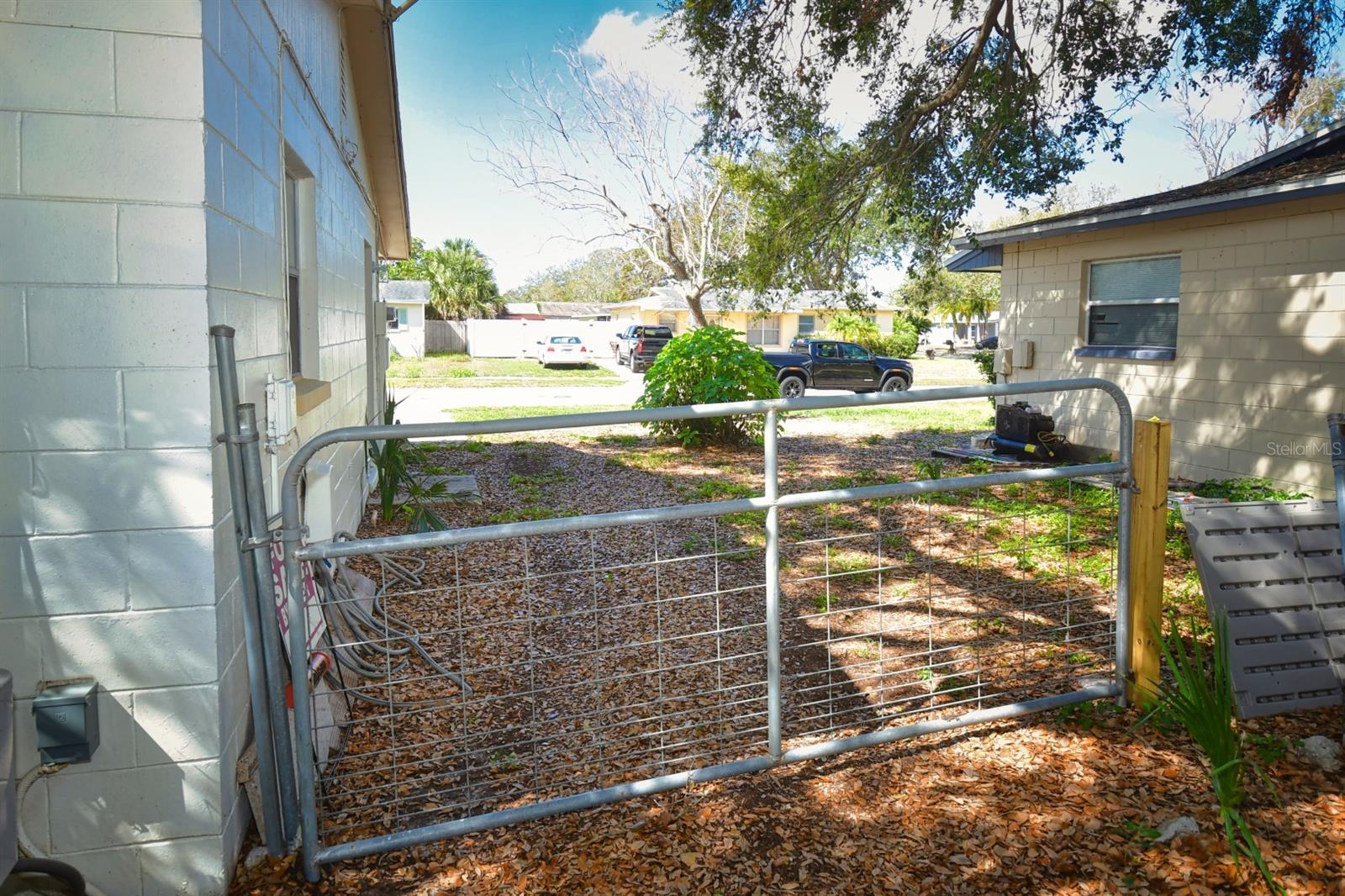 9567 85TH ST, SEMINOLE, FL, 33777