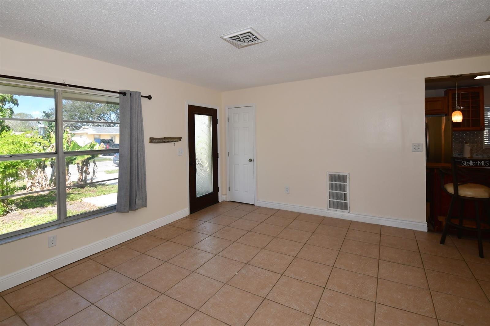 9567 85TH ST, SEMINOLE, FL, 33777