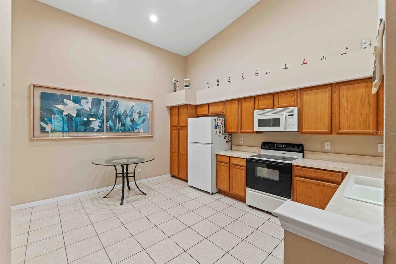655 SPRING LAKE CIR, TARPON SPRINGS, FL, 34688