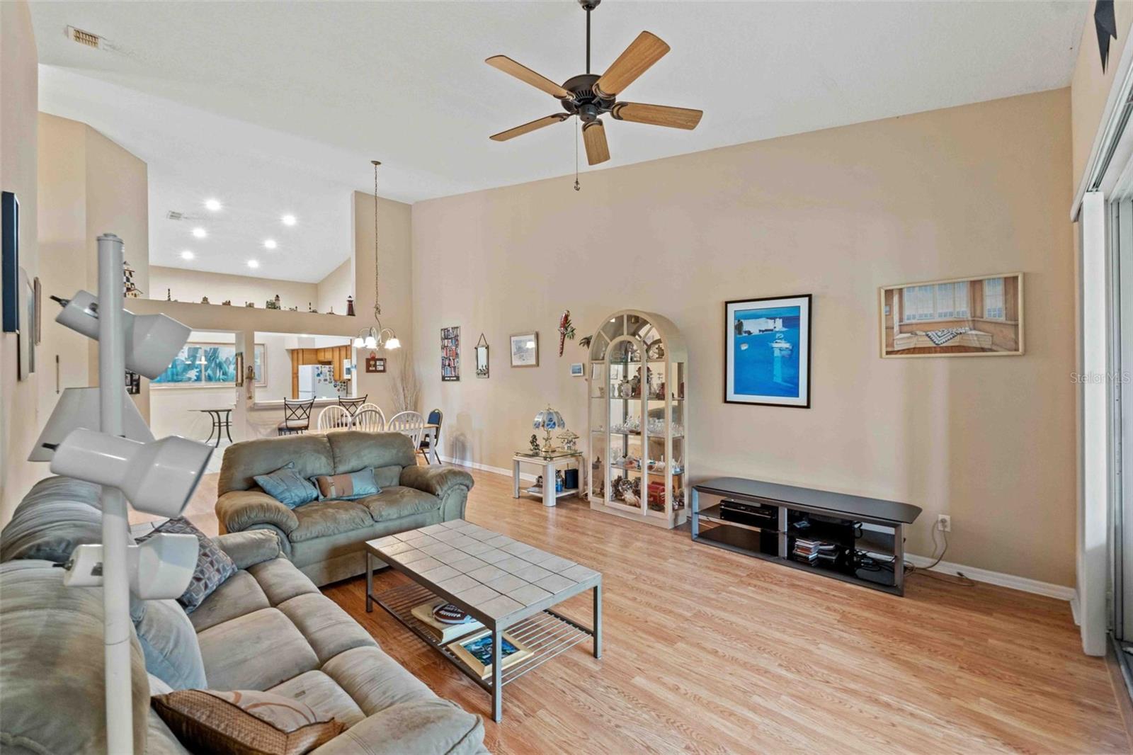655 SPRING LAKE CIR, TARPON SPRINGS, FL, 34688