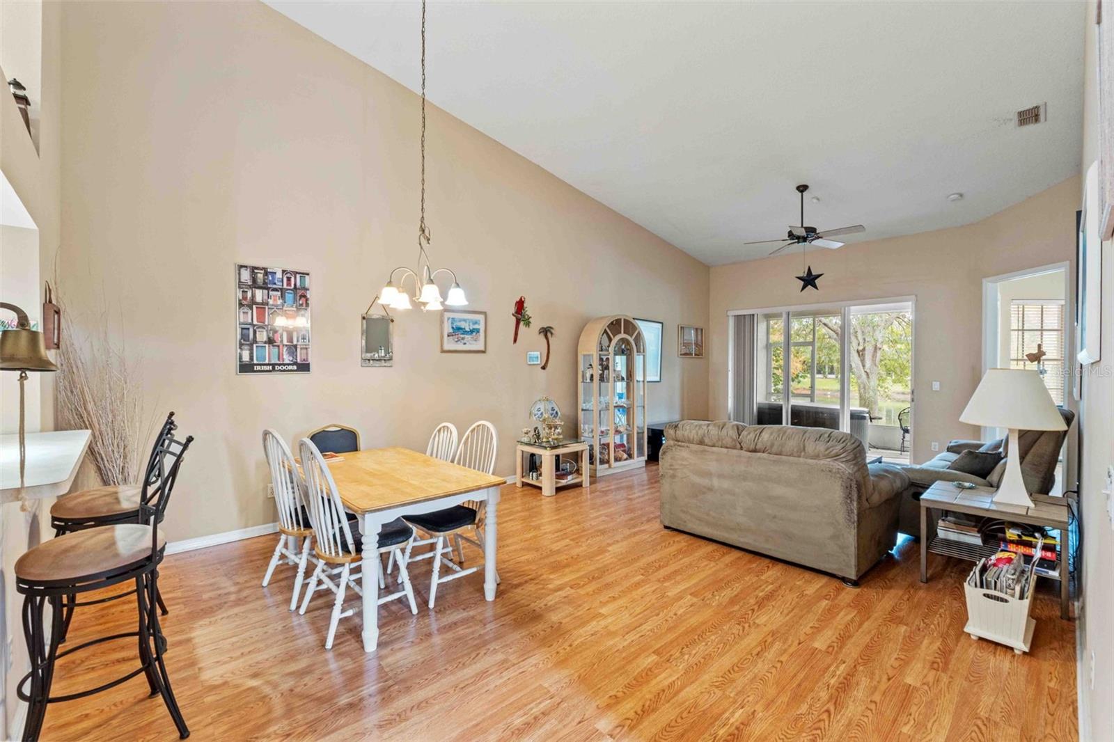 655 SPRING LAKE CIR, TARPON SPRINGS, FL, 34688