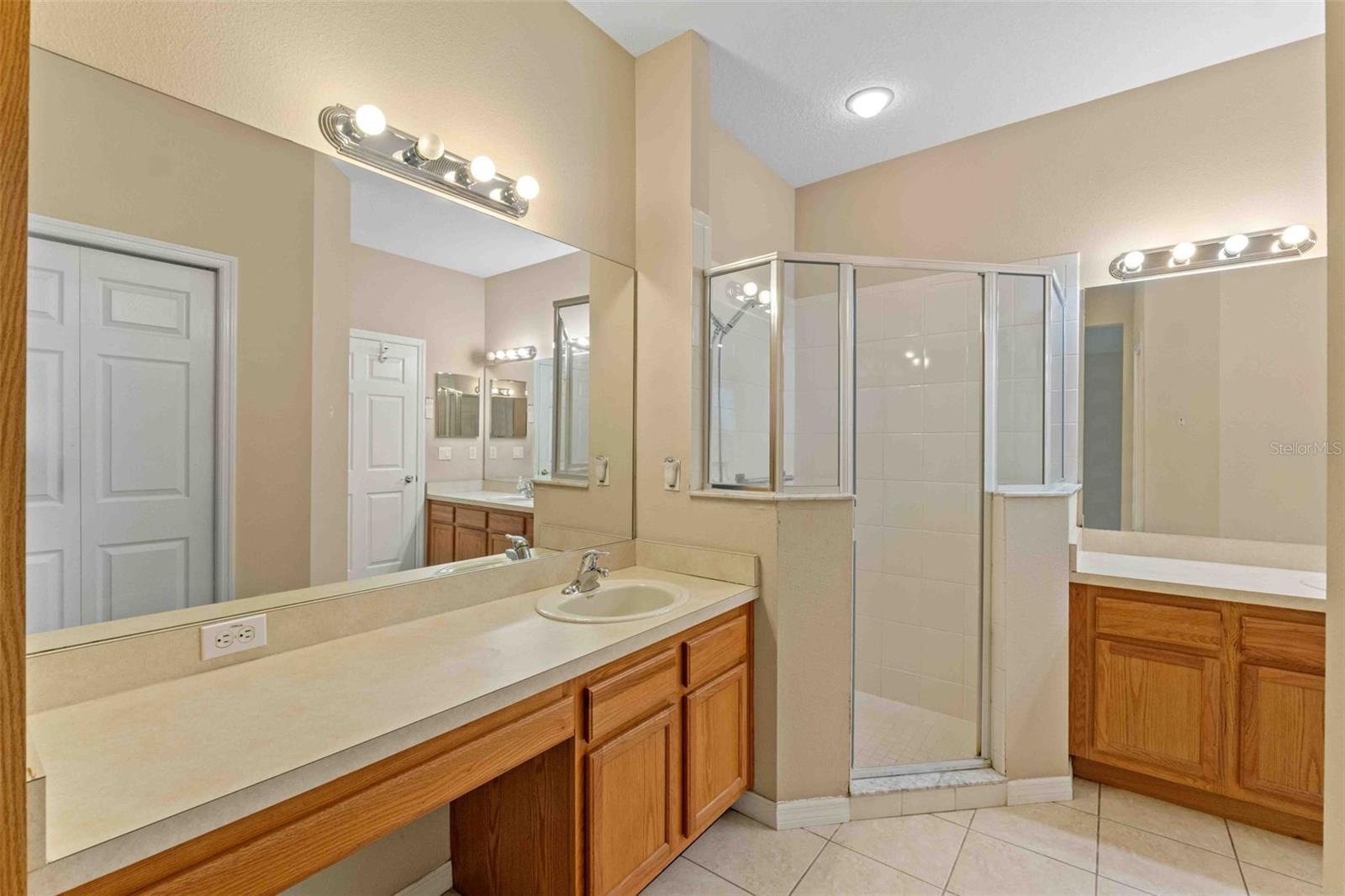 655 SPRING LAKE CIR, TARPON SPRINGS, FL, 34688
