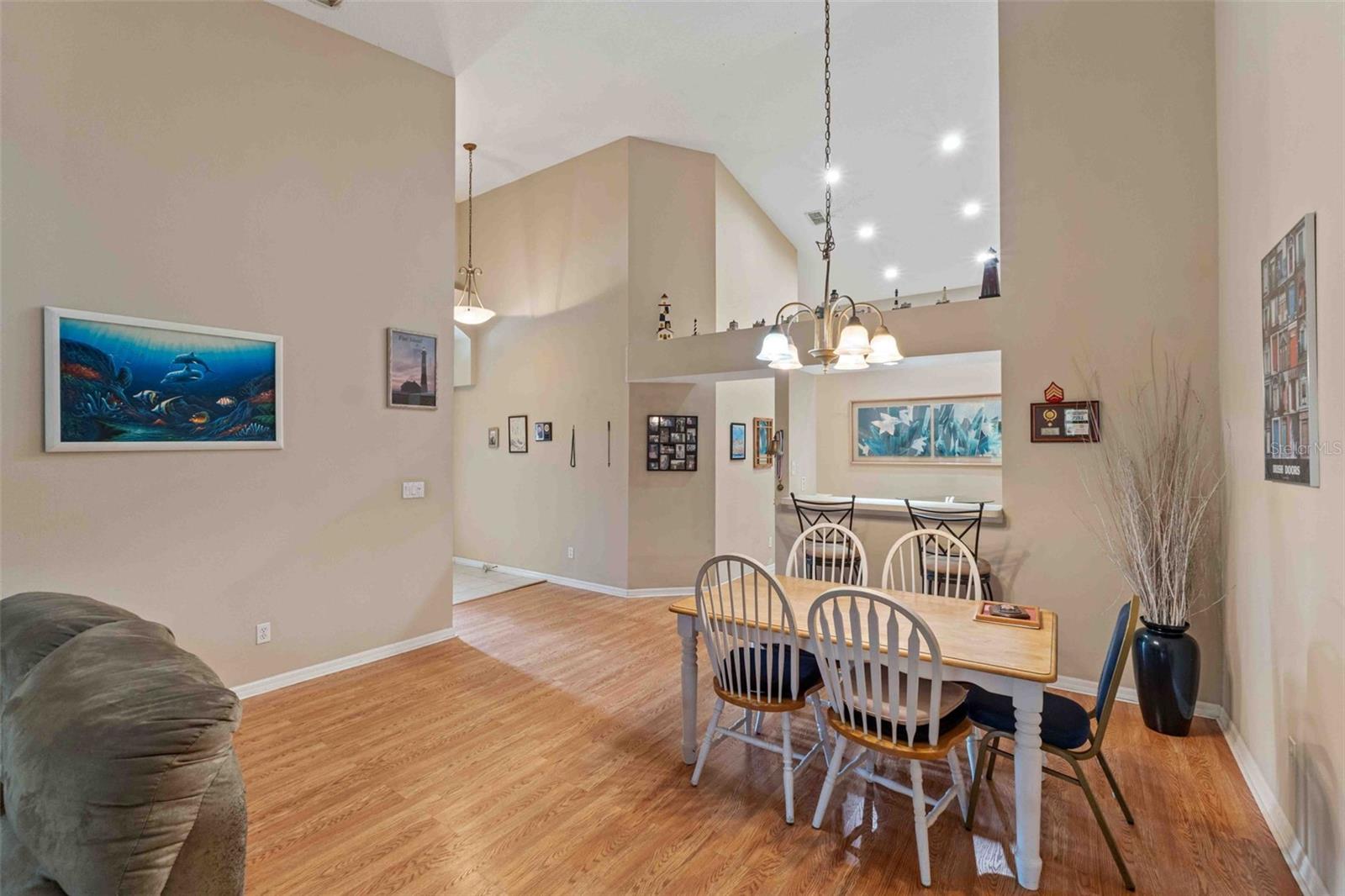 655 SPRING LAKE CIR, TARPON SPRINGS, FL, 34688