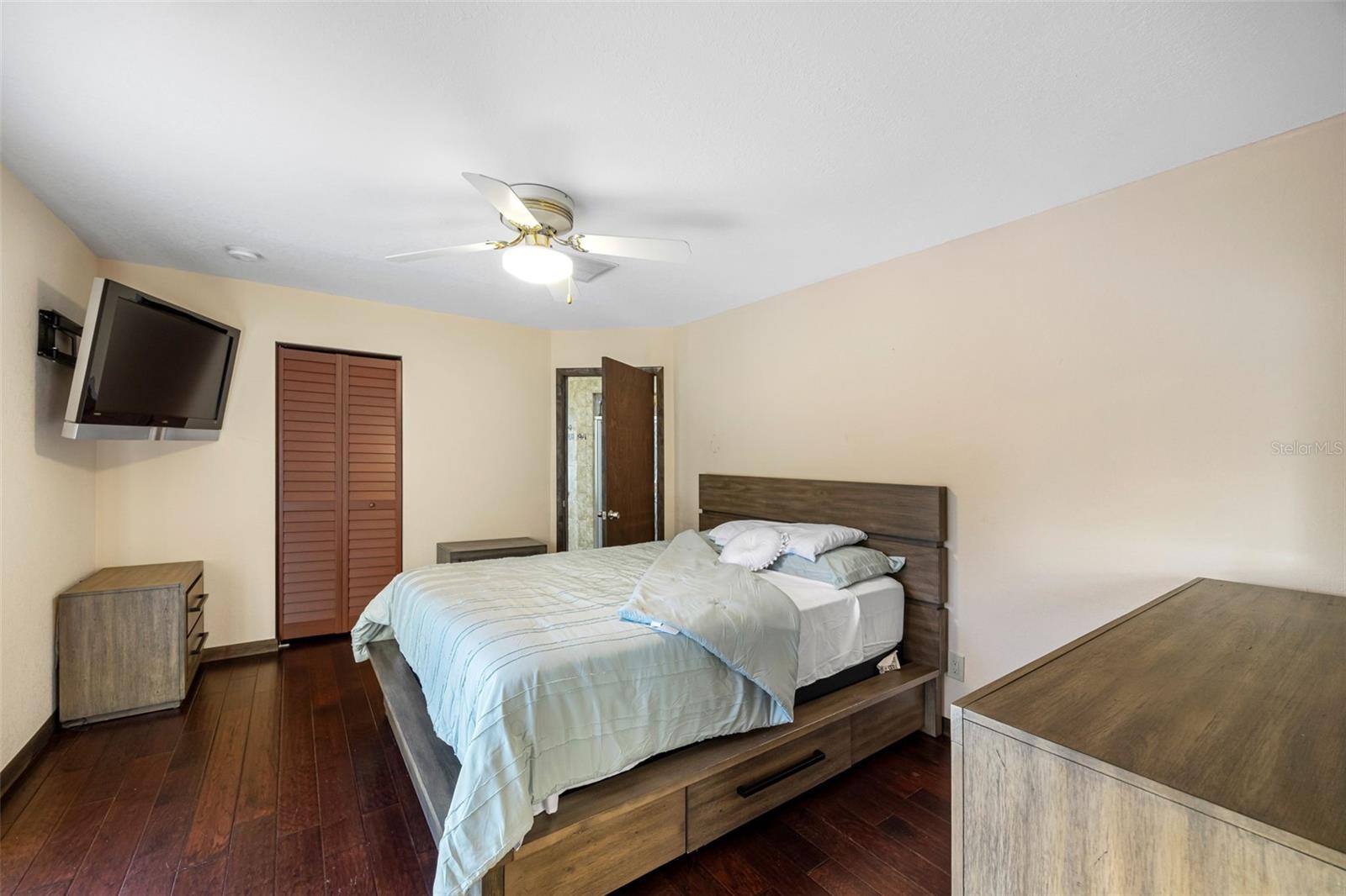 1304 N JASMINE AVE, TARPON SPRINGS, FL, 34689