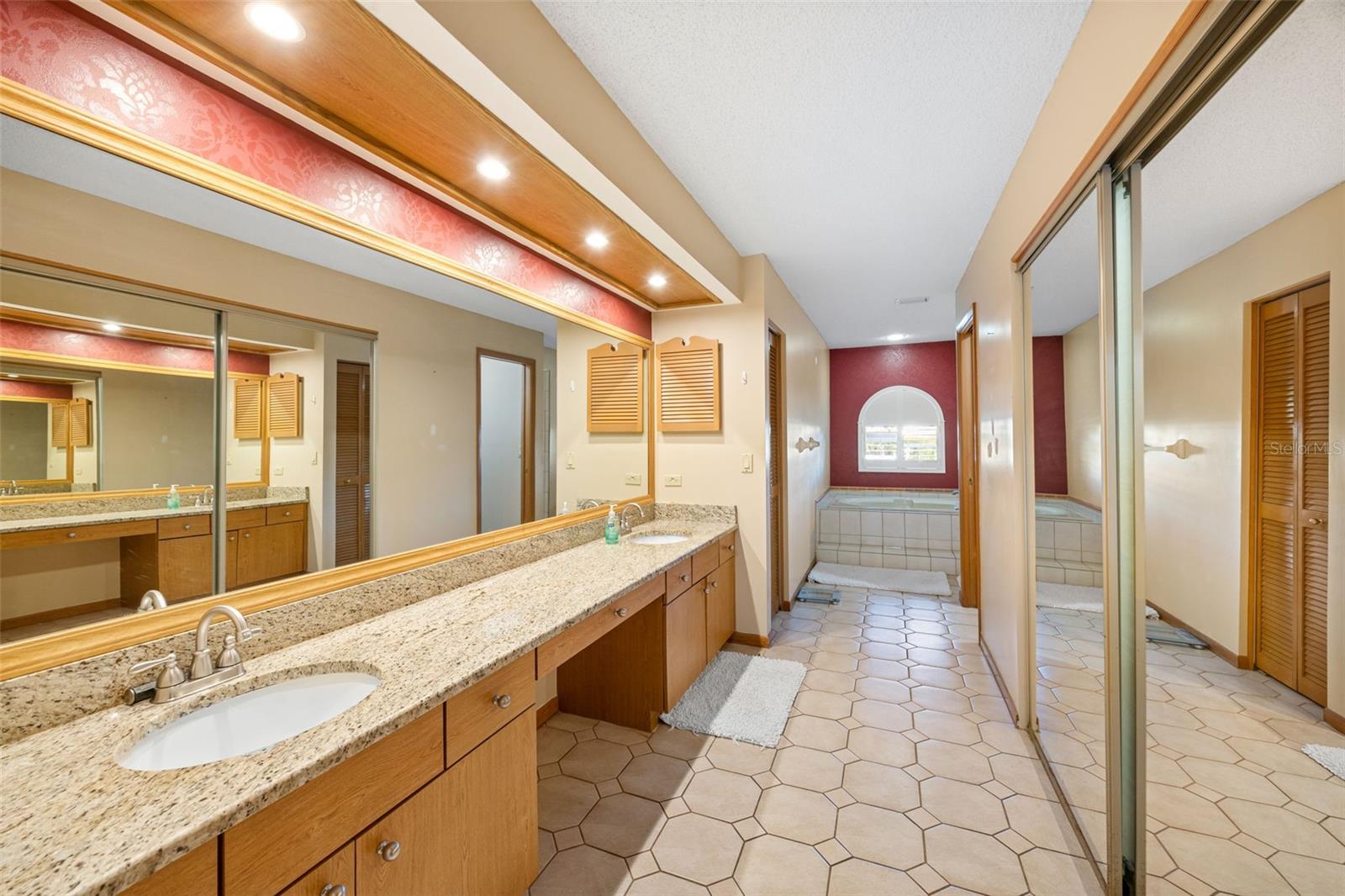 1304 N JASMINE AVE, TARPON SPRINGS, FL, 34689