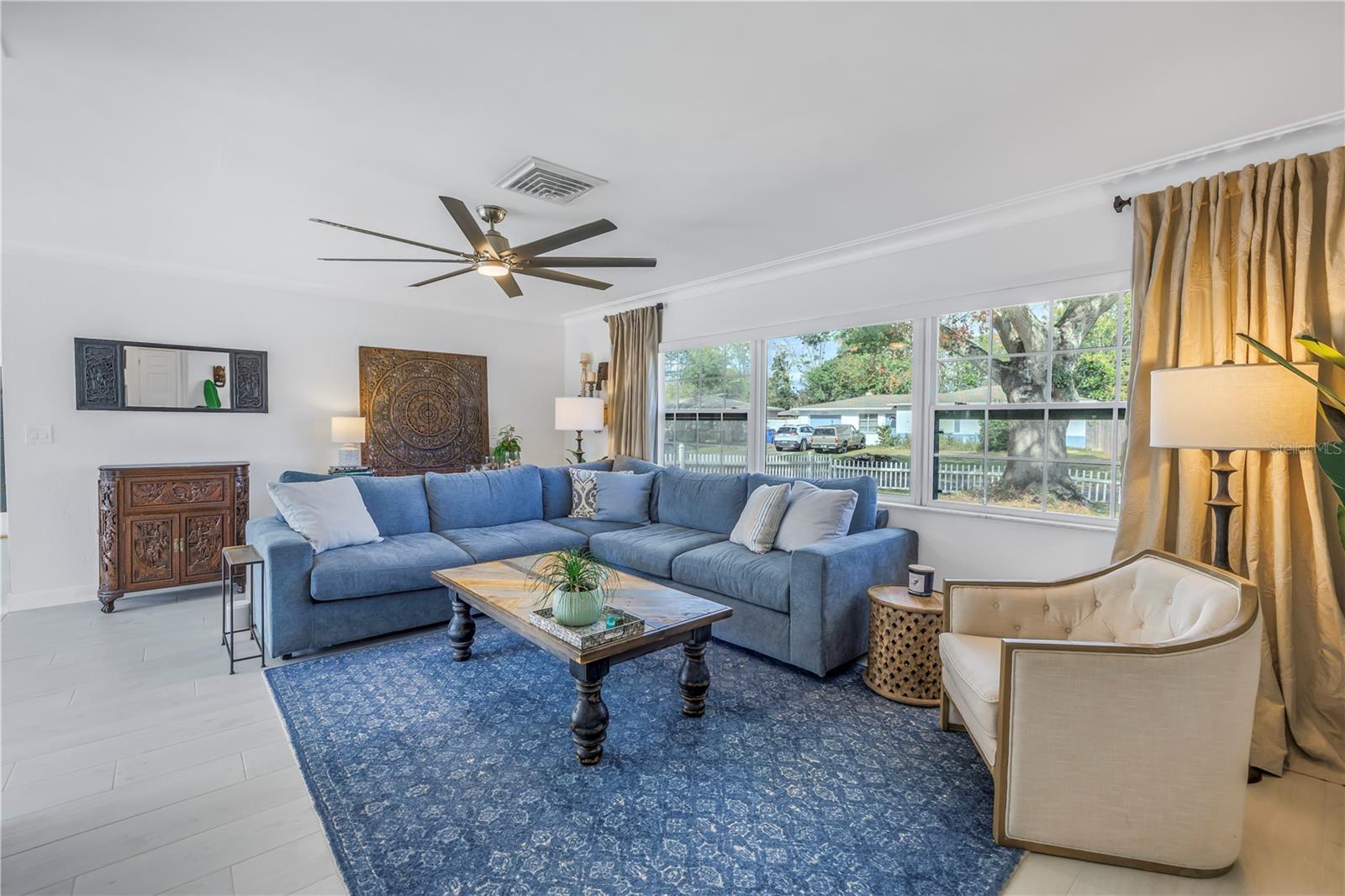 3700 27TH AVE N, ST PETERSBURG, FL, 33713