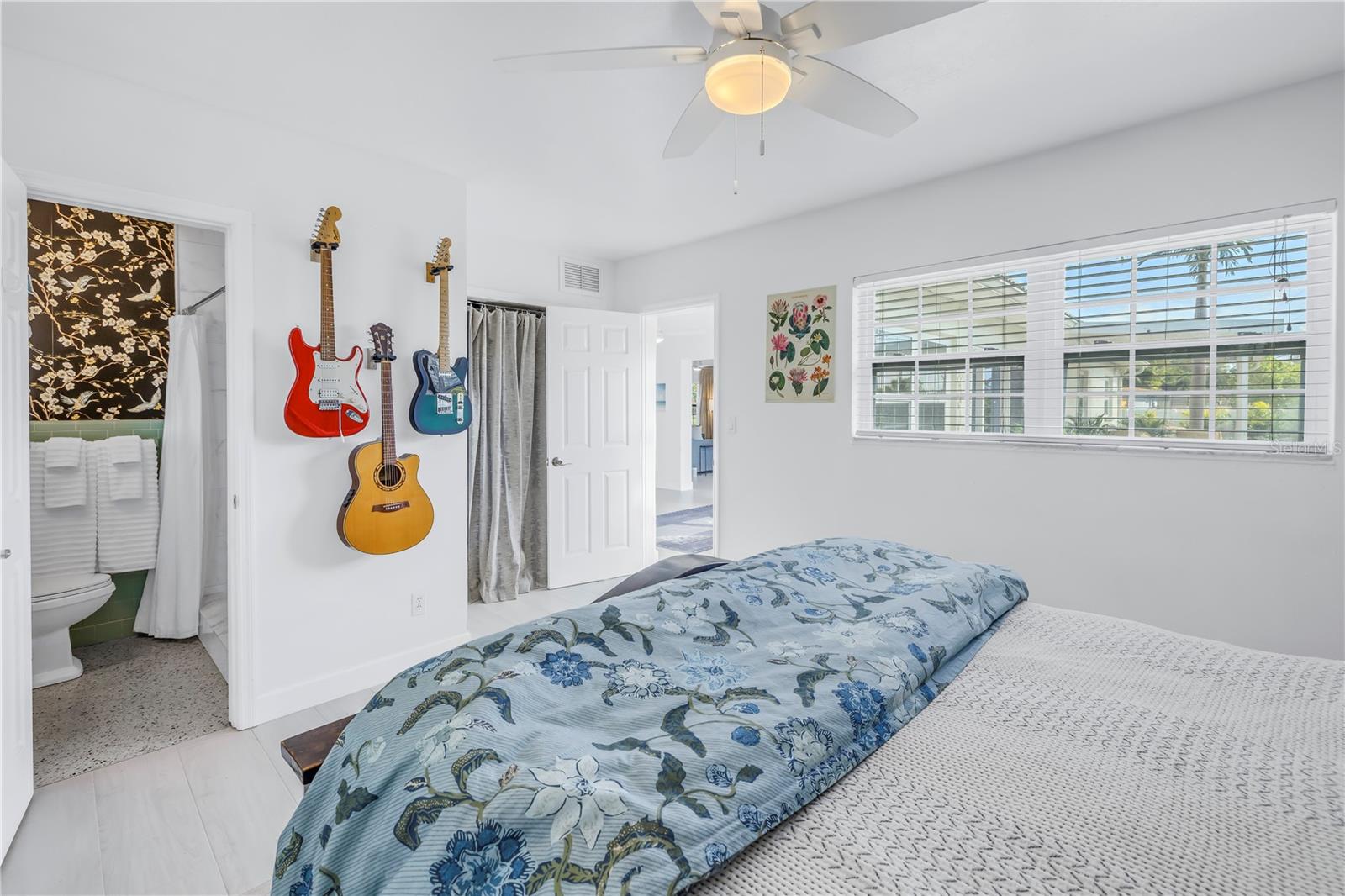3700 27TH AVE N, ST PETERSBURG, FL, 33713