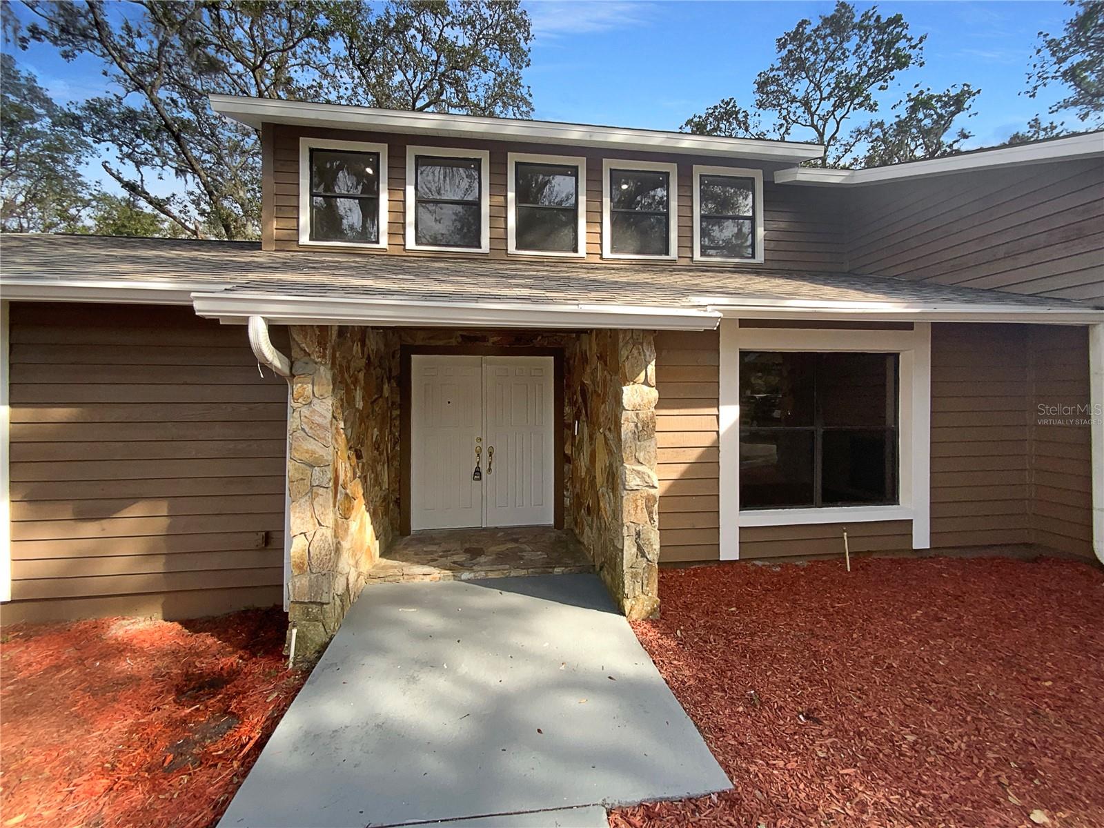 18111 LIVINGSTON AVE, LUTZ, FL, 33559