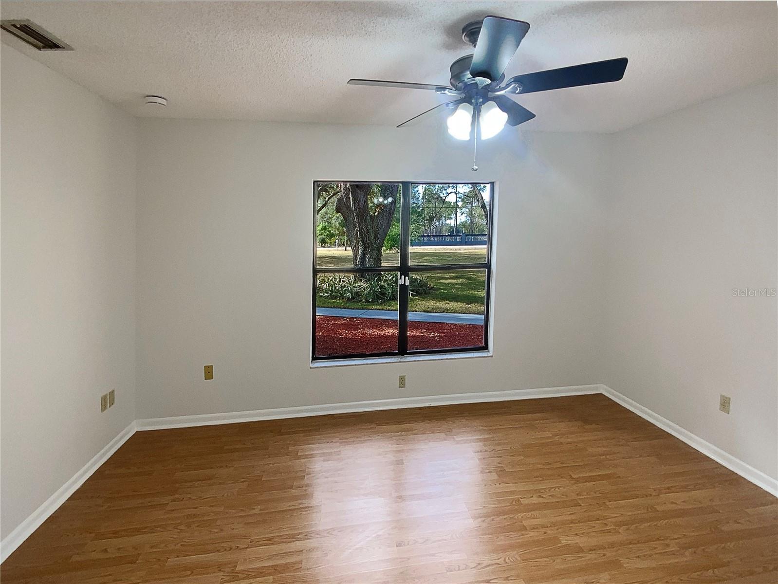 18111 LIVINGSTON AVE, LUTZ, FL, 33559