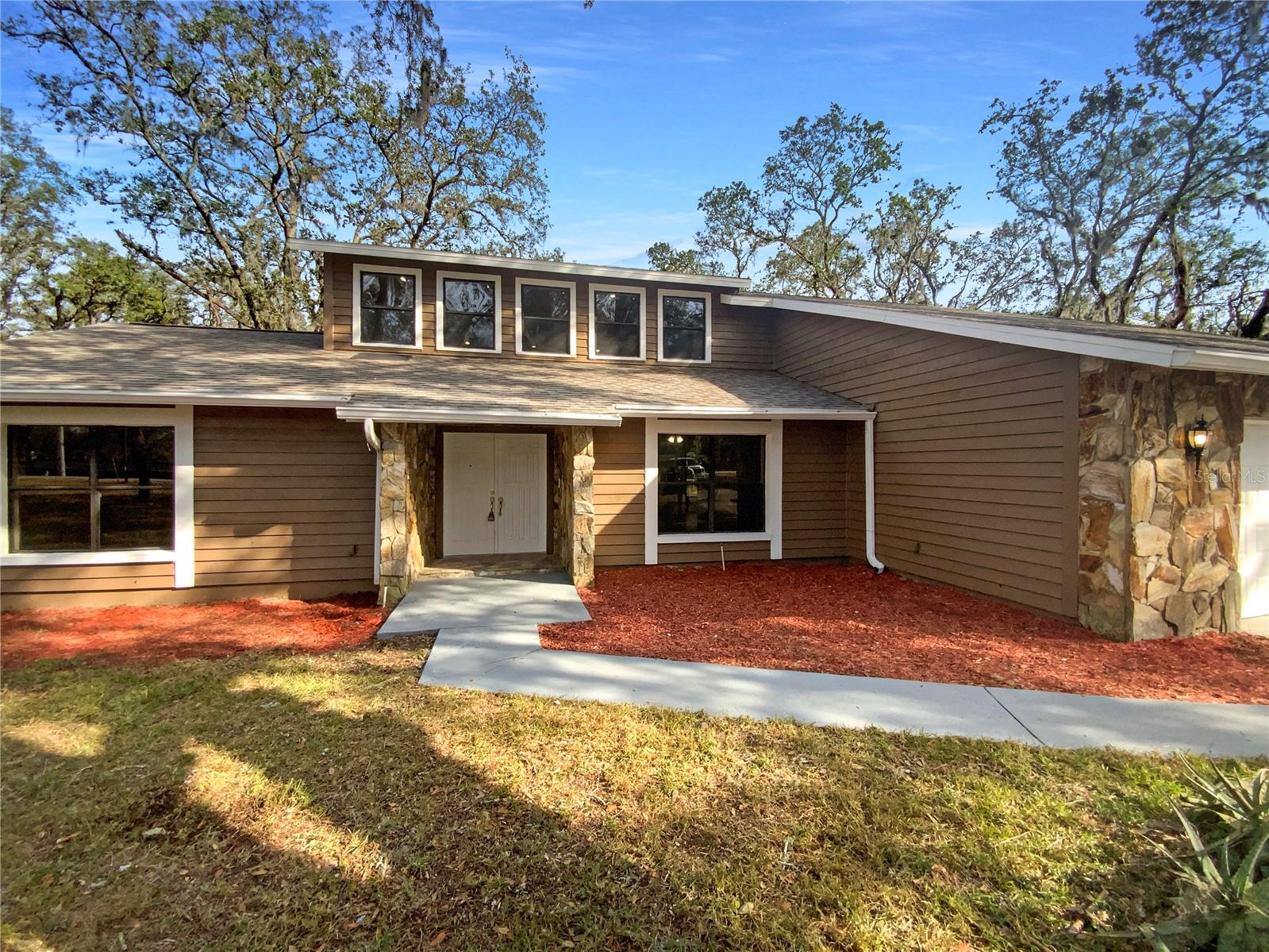 18111 LIVINGSTON AVE, LUTZ, FL, 33559
