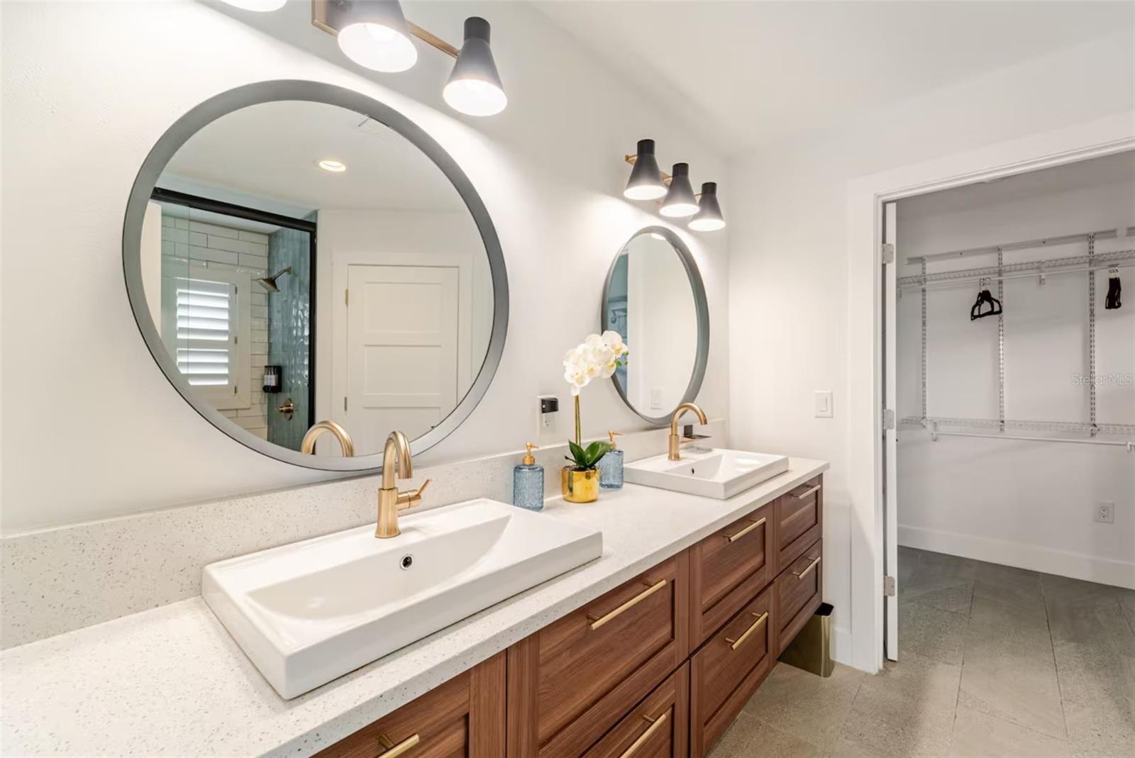 481 MAGELLAN DR, SARASOTA, FL, 34243
