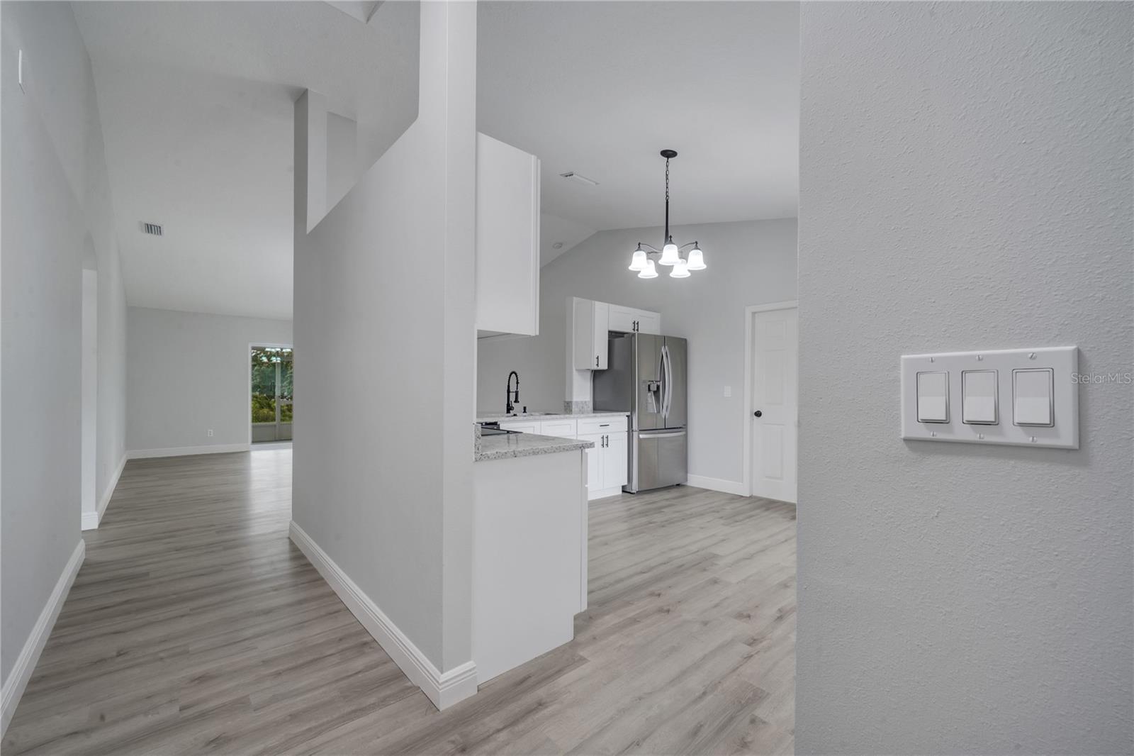 1064 TEVIS ST SE, PALM BAY, FL, 32909