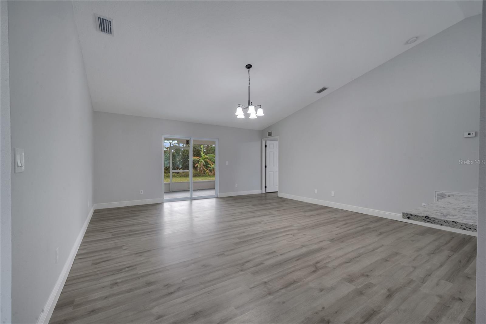 1064 TEVIS ST SE, PALM BAY, FL, 32909