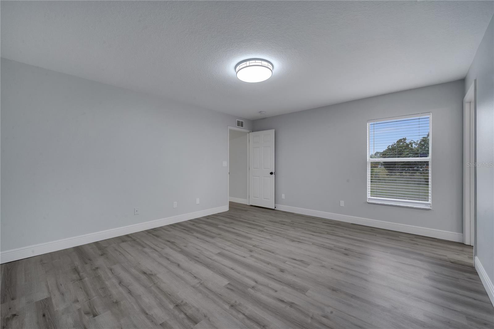 1064 TEVIS ST SE, PALM BAY, FL, 32909