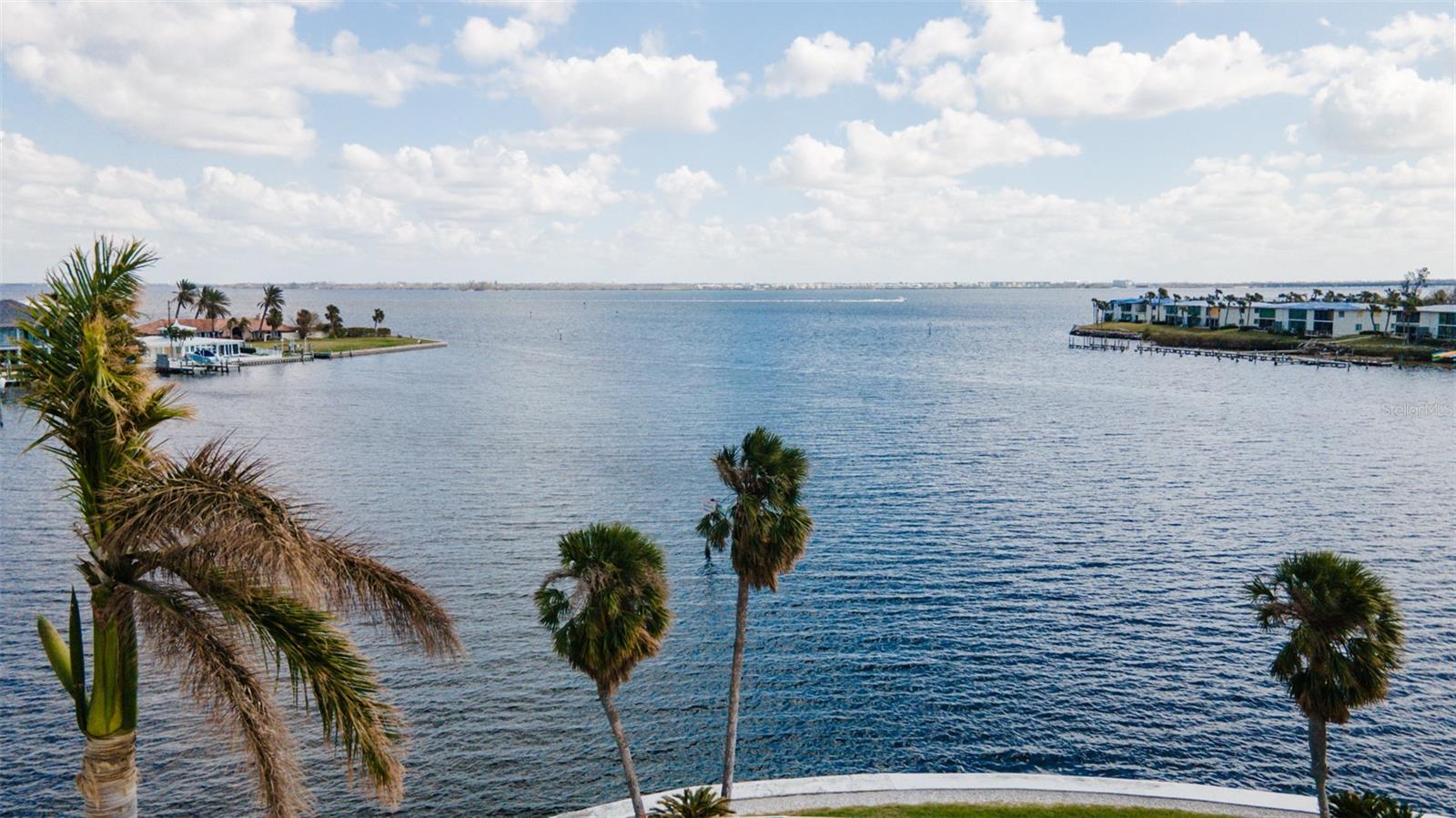 543 KEY ROYALE DR, HOLMES BEACH, FL, 34217