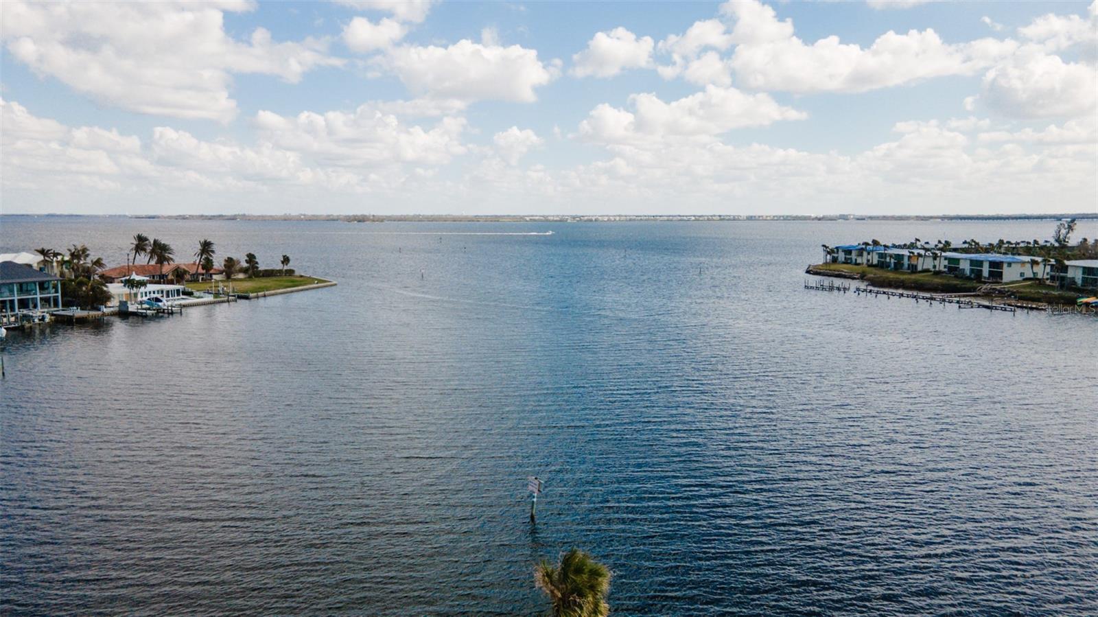 543 KEY ROYALE DR, HOLMES BEACH, FL, 34217