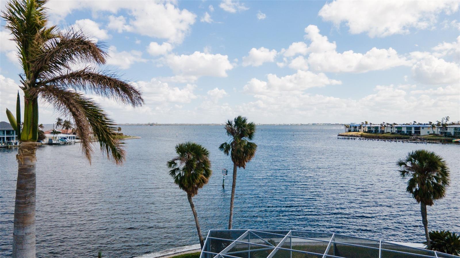 543 KEY ROYALE DR, HOLMES BEACH, FL, 34217