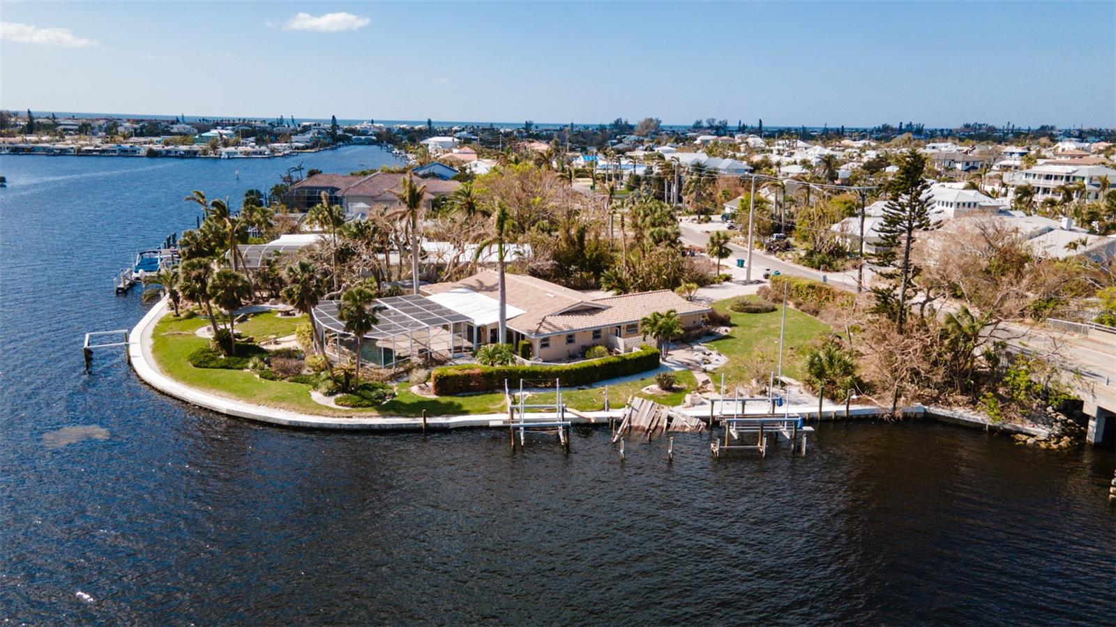 543 KEY ROYALE DR, HOLMES BEACH, FL, 34217