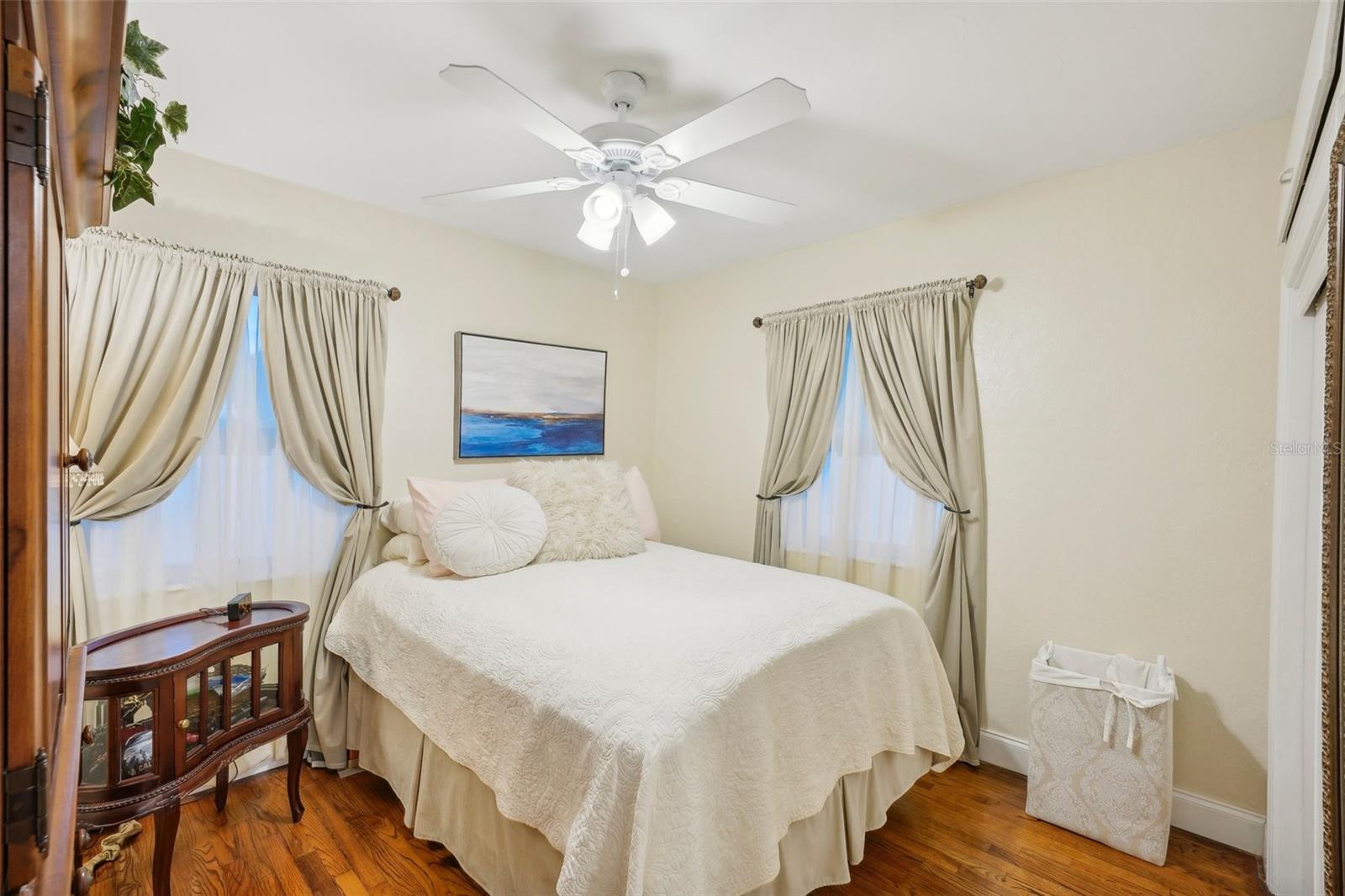 429 ROTARY PL NE, ST PETERSBURG, FL, 33703