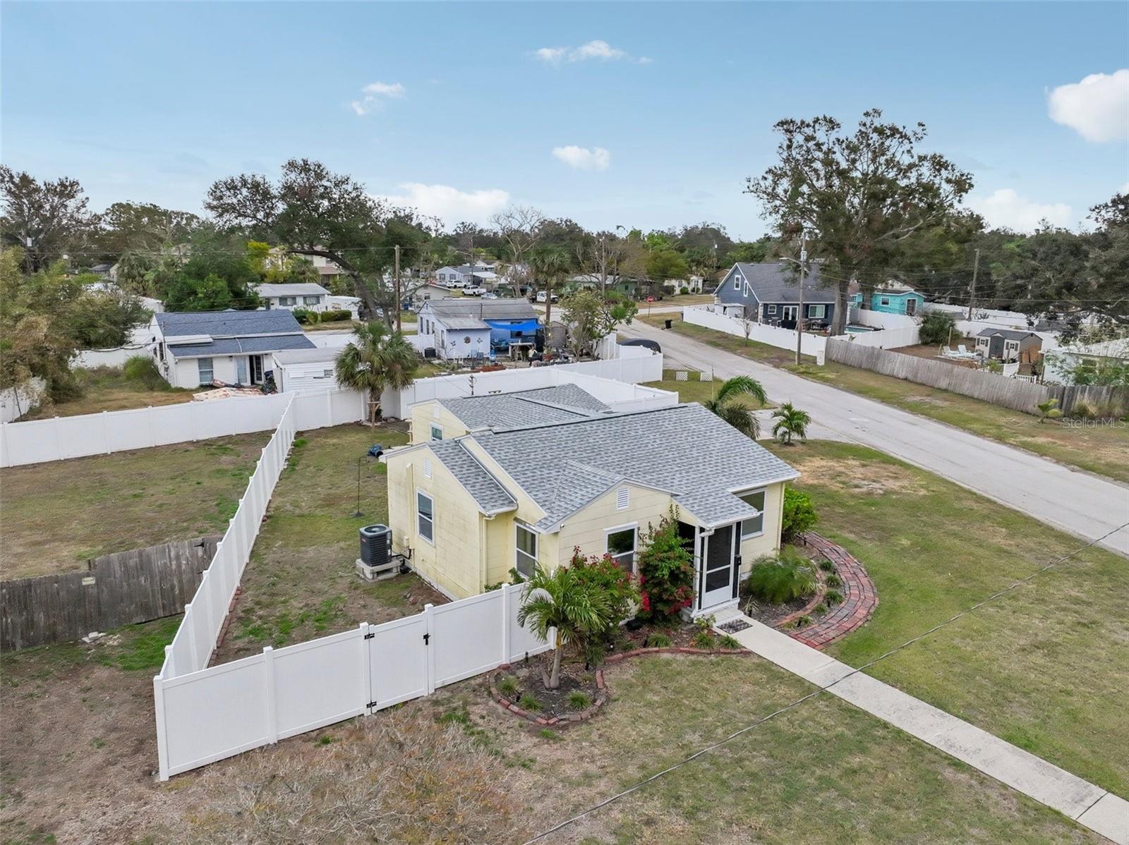 429 ROTARY PL NE, ST PETERSBURG, FL, 33703