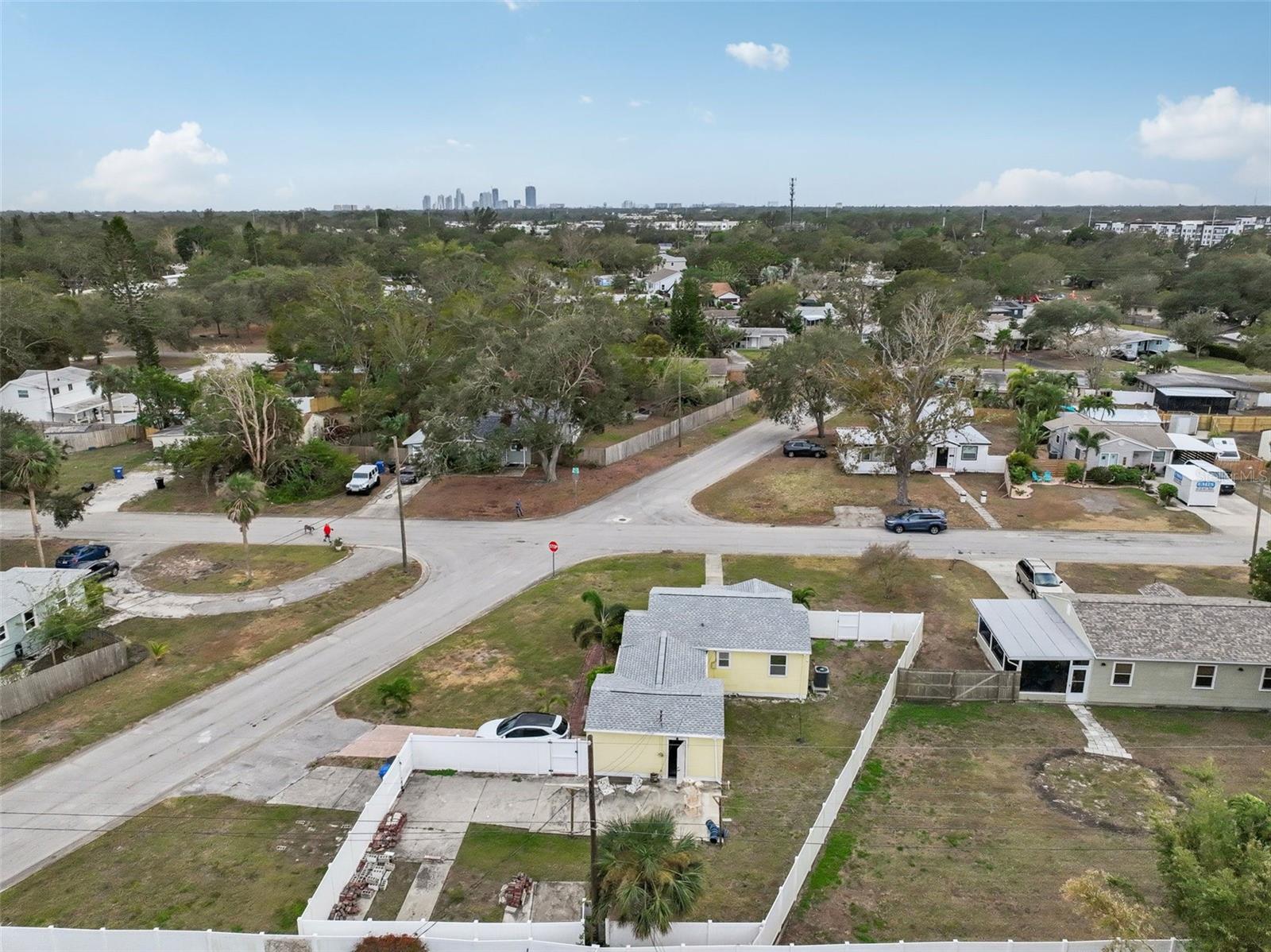 429 ROTARY PL NE, ST PETERSBURG, FL, 33703