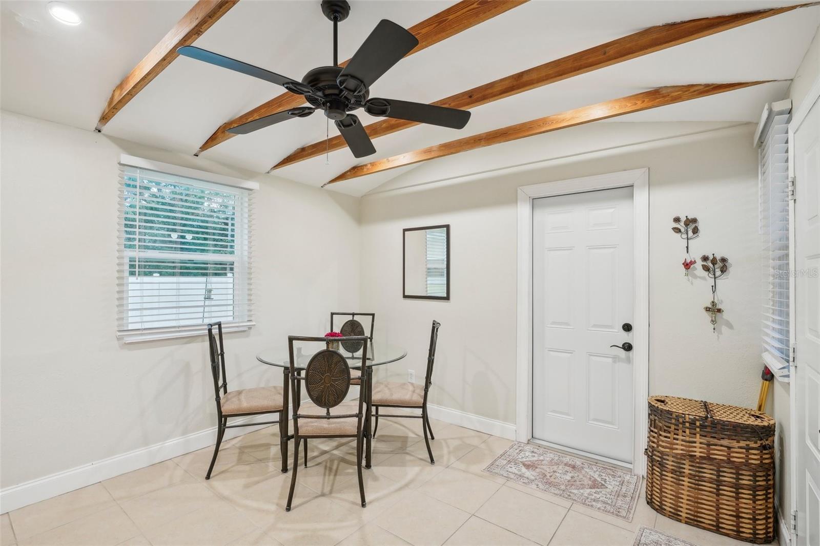 429 ROTARY PL NE, ST PETERSBURG, FL, 33703