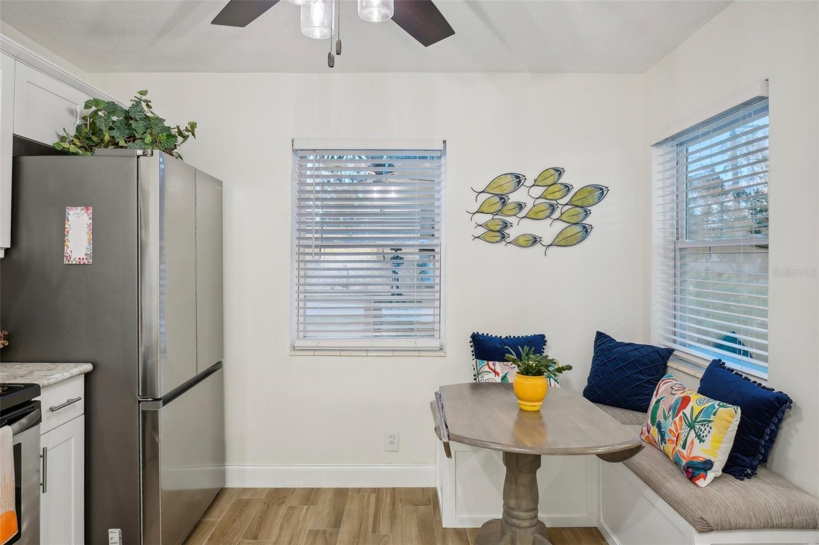 429 ROTARY PL NE, ST PETERSBURG, FL, 33703