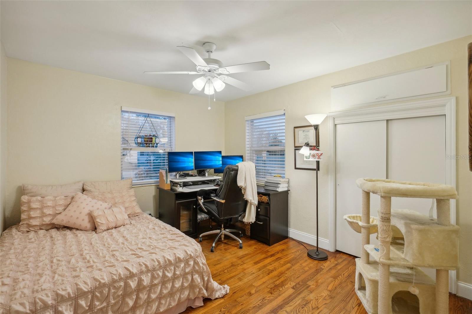 429 ROTARY PL NE, ST PETERSBURG, FL, 33703