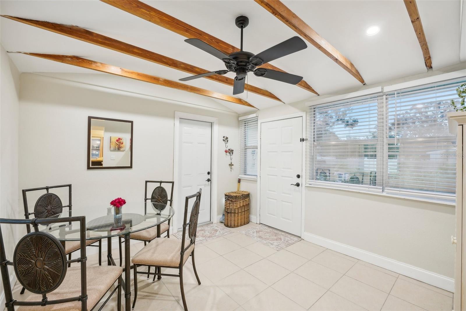 429 ROTARY PL NE, ST PETERSBURG, FL, 33703