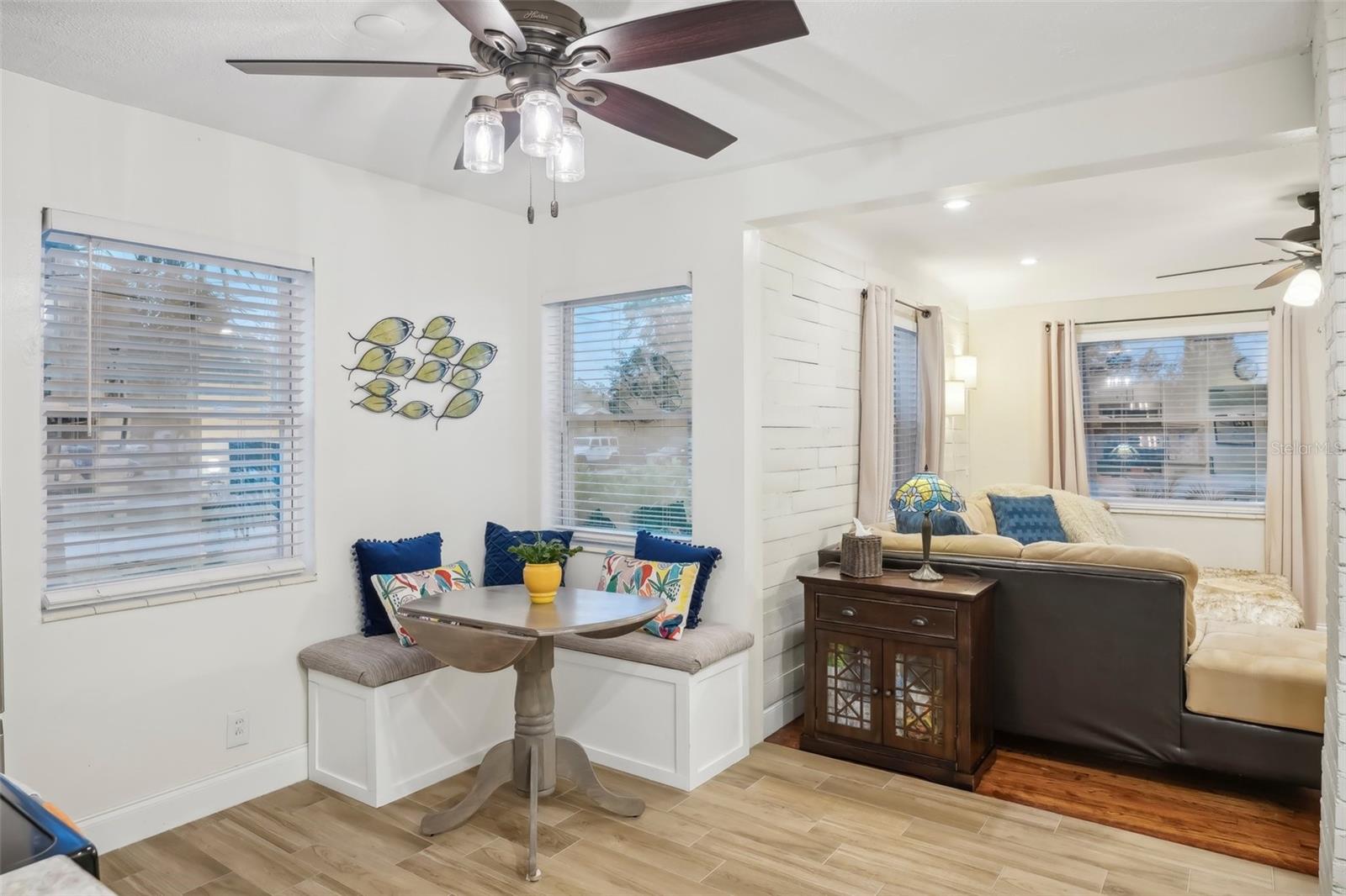 429 ROTARY PL NE, ST PETERSBURG, FL, 33703
