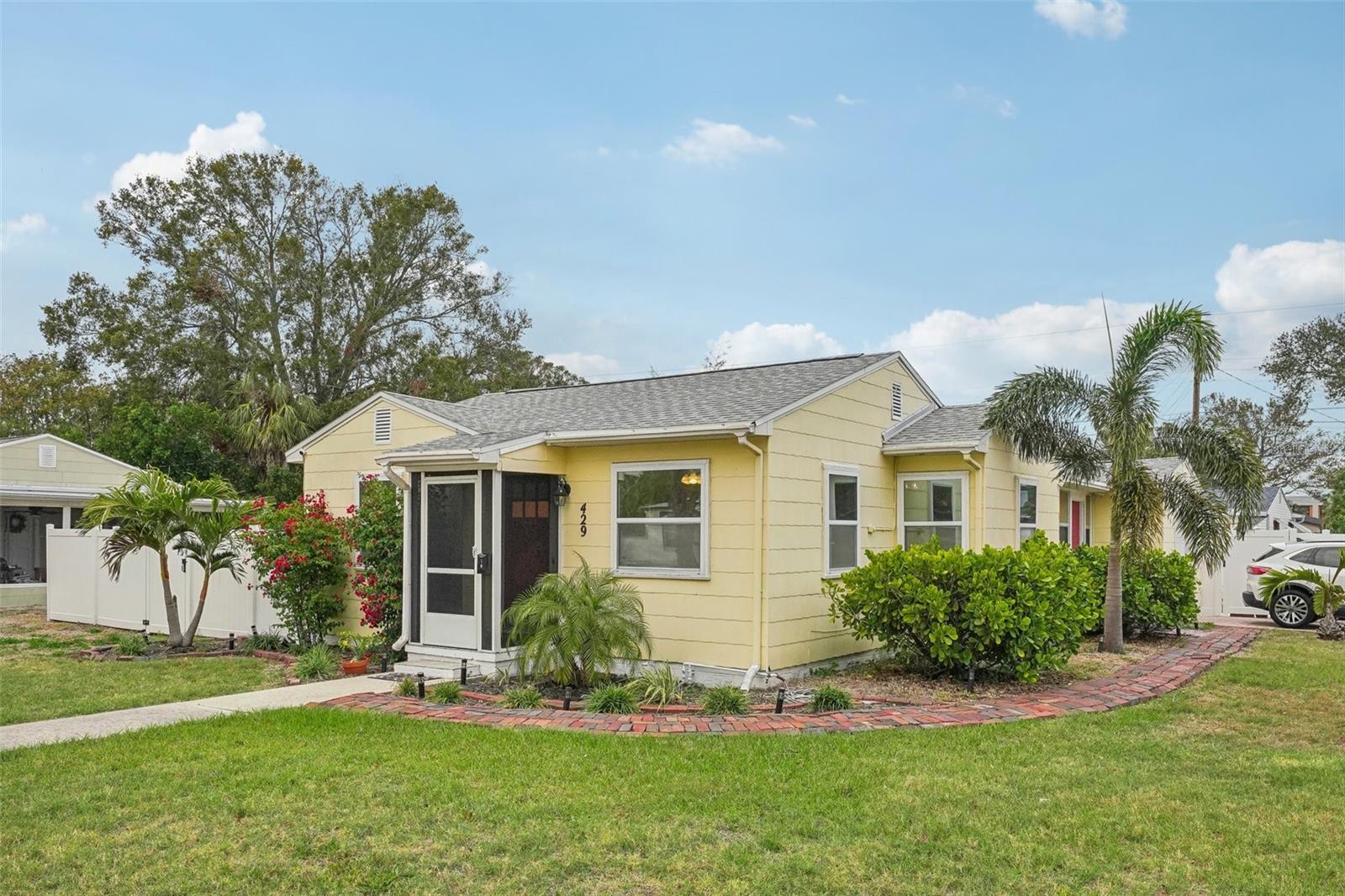 429 ROTARY PL NE, ST PETERSBURG, FL, 33703