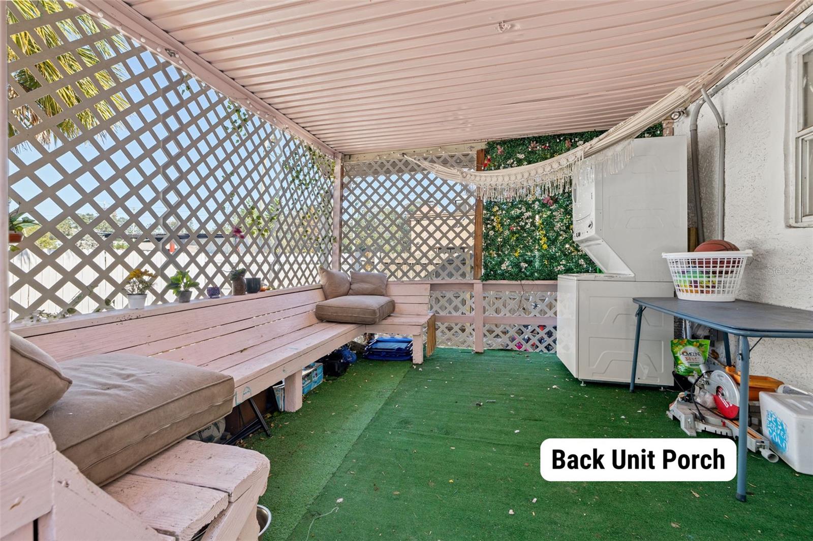 905 JAMES AVE S, ST PETERSBURG, FL, 33705