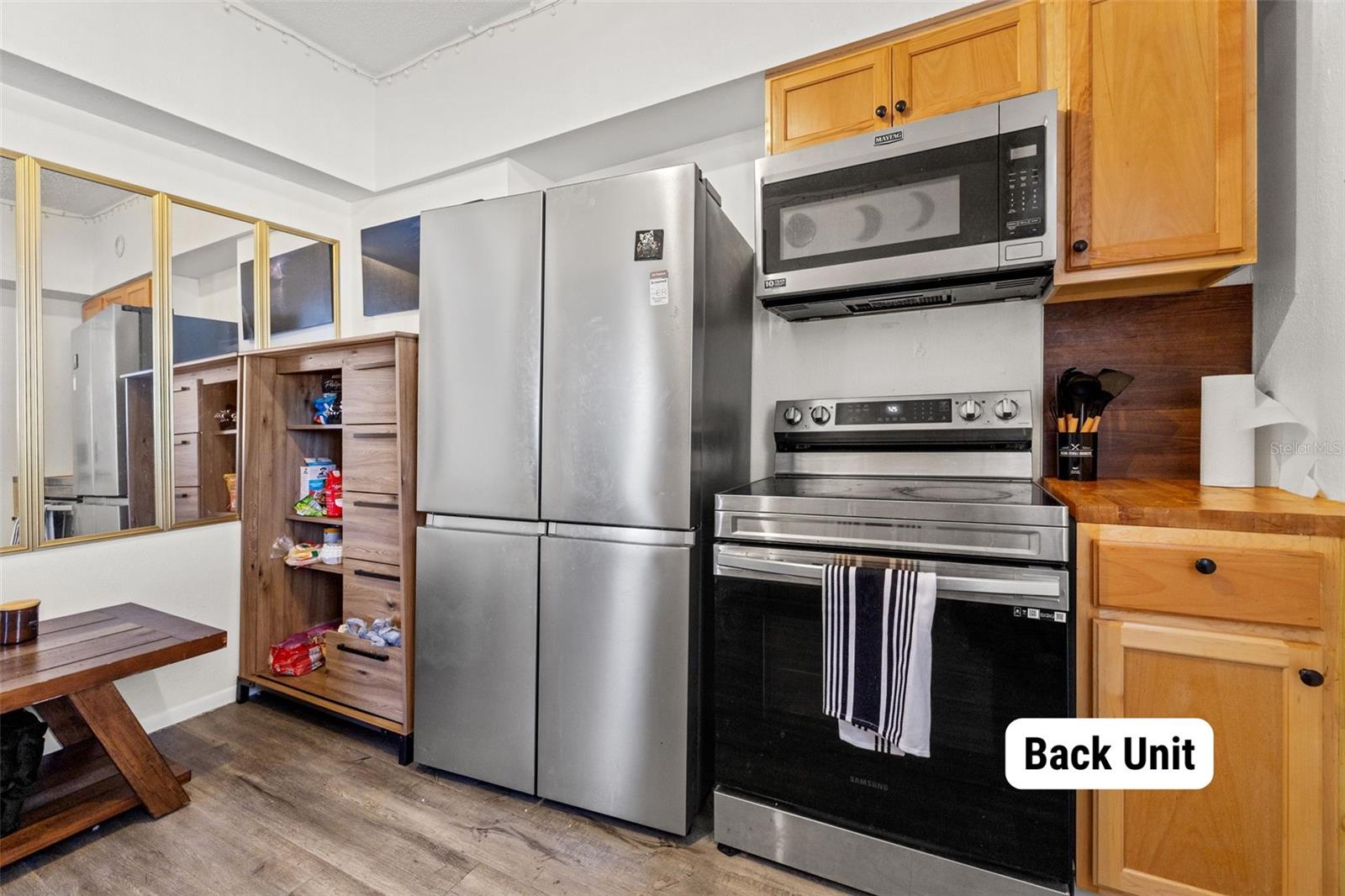 905 JAMES AVE S, ST PETERSBURG, FL, 33705