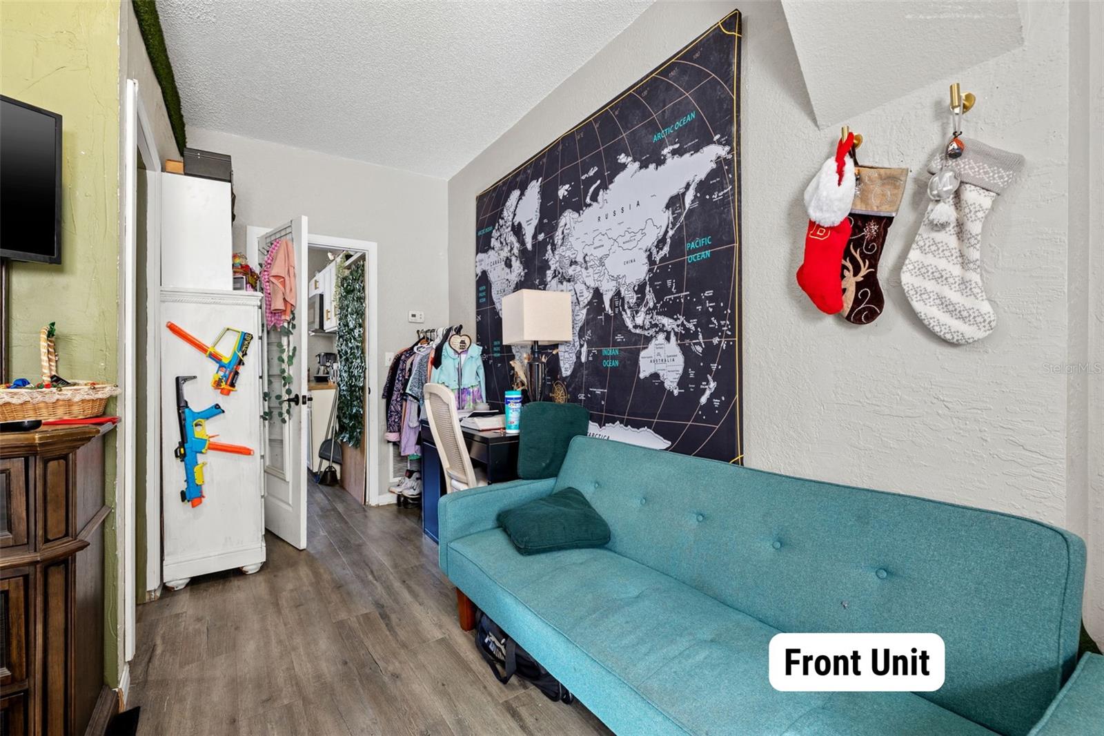 905 JAMES AVE S, ST PETERSBURG, FL, 33705