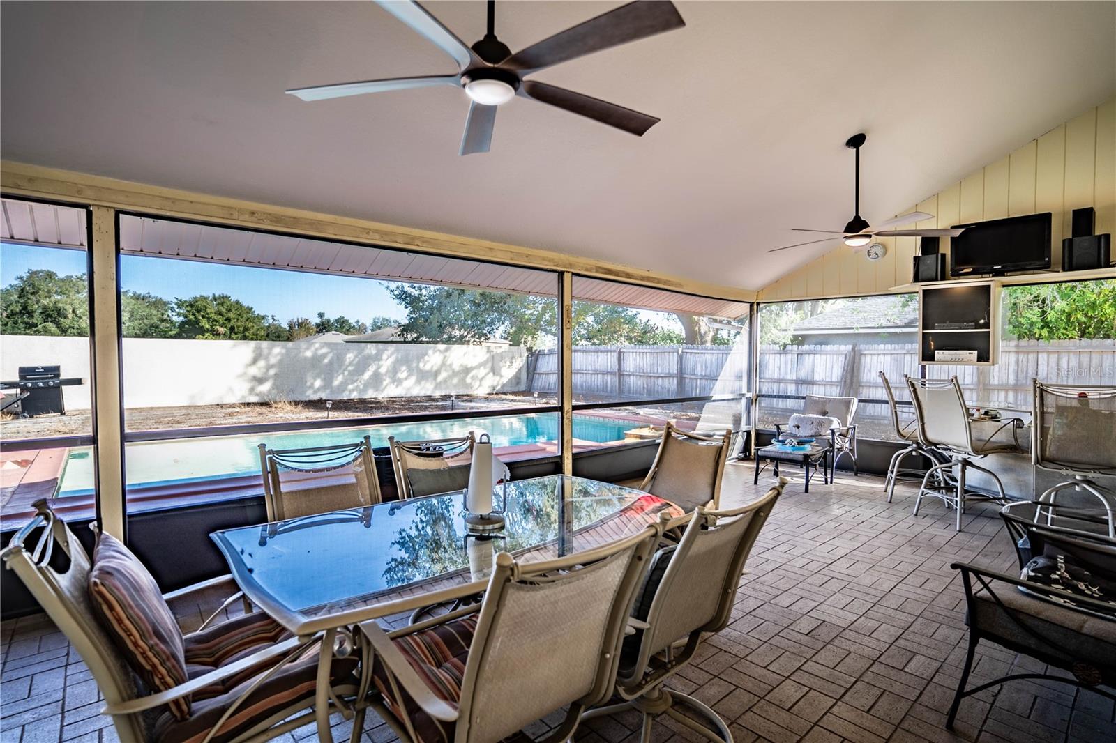 218 COLLEGE GROVE CIR NE, WINTER HAVEN, FL, 33881