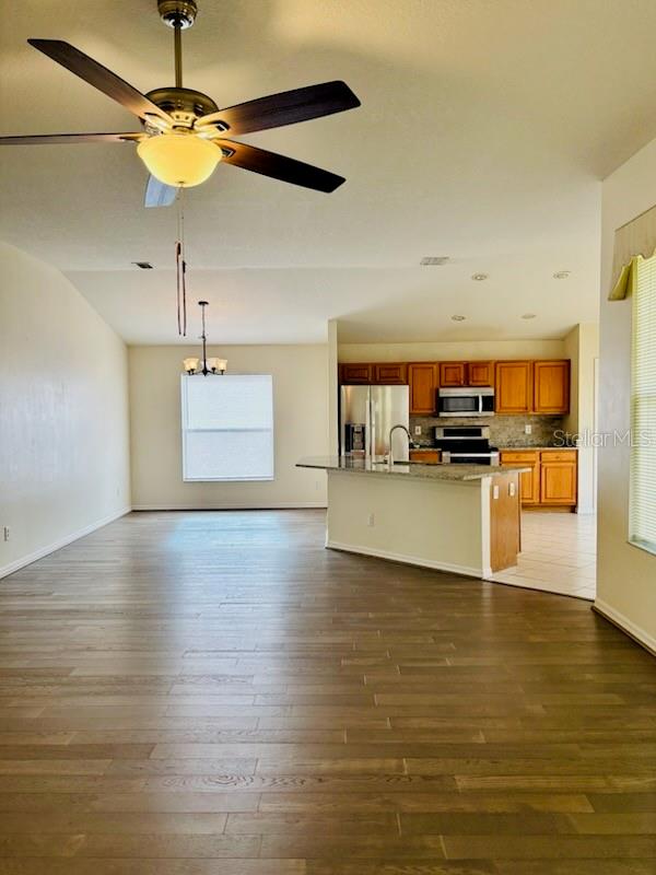 1131 BAYCREST DR, WESLEY CHAPEL, FL, 33544